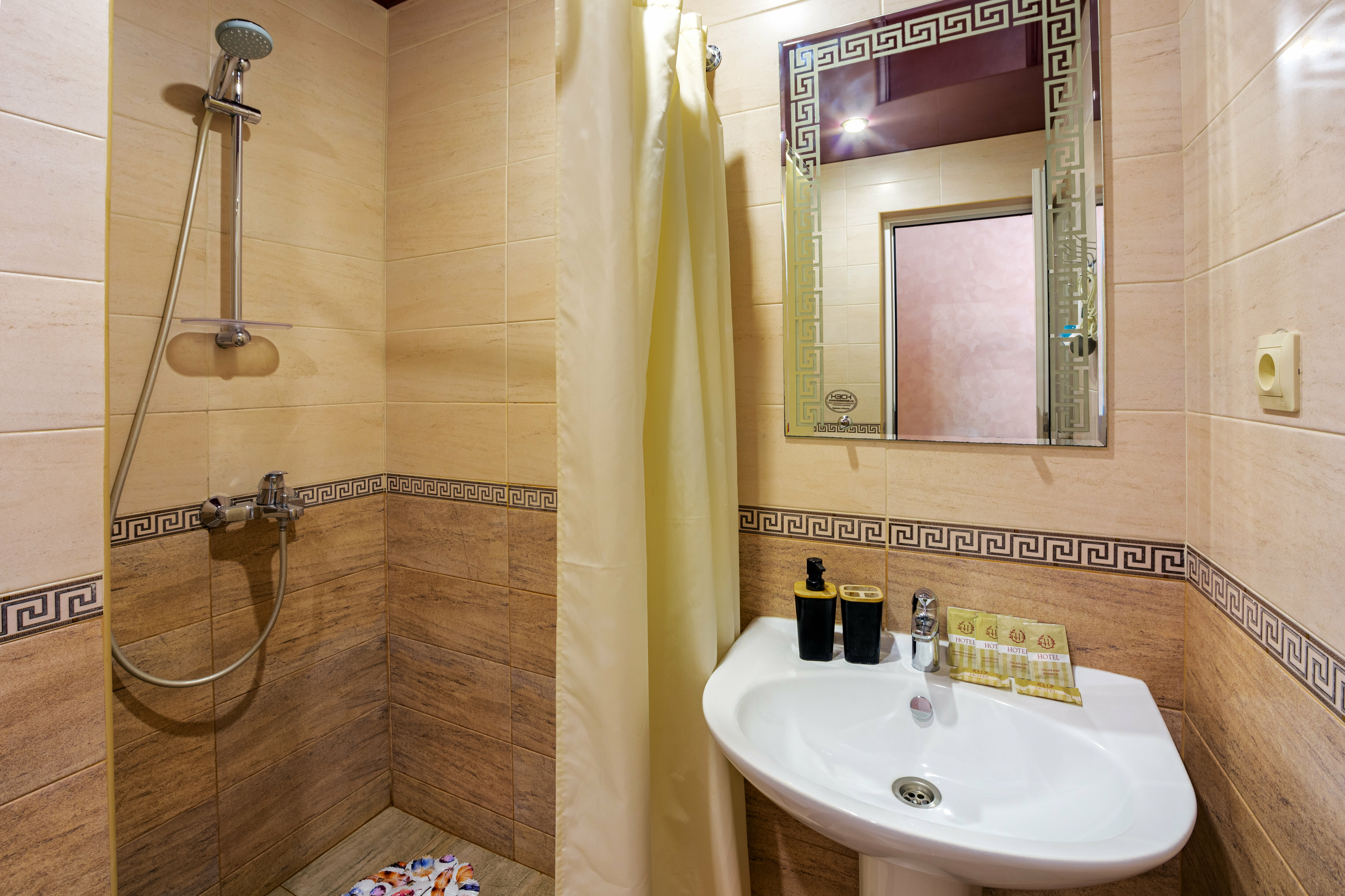 Двухместный номер Делюкс с 1 кроватью и балконом