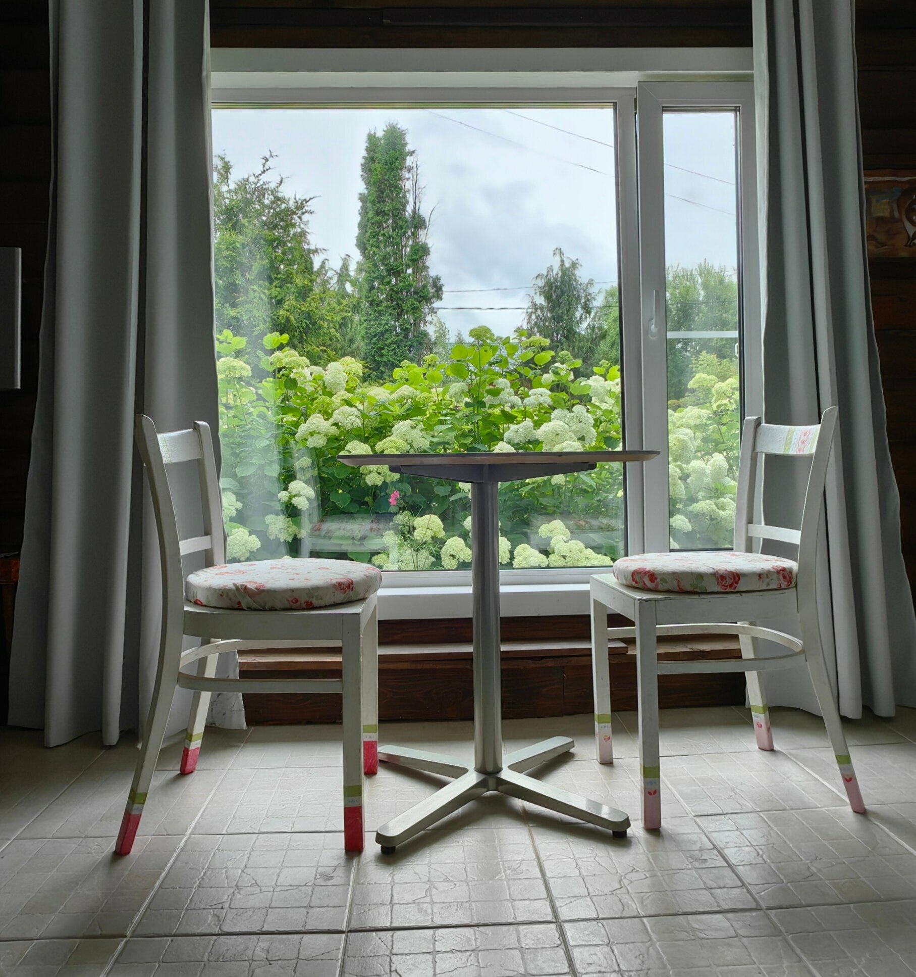 Вилла с видом на сад