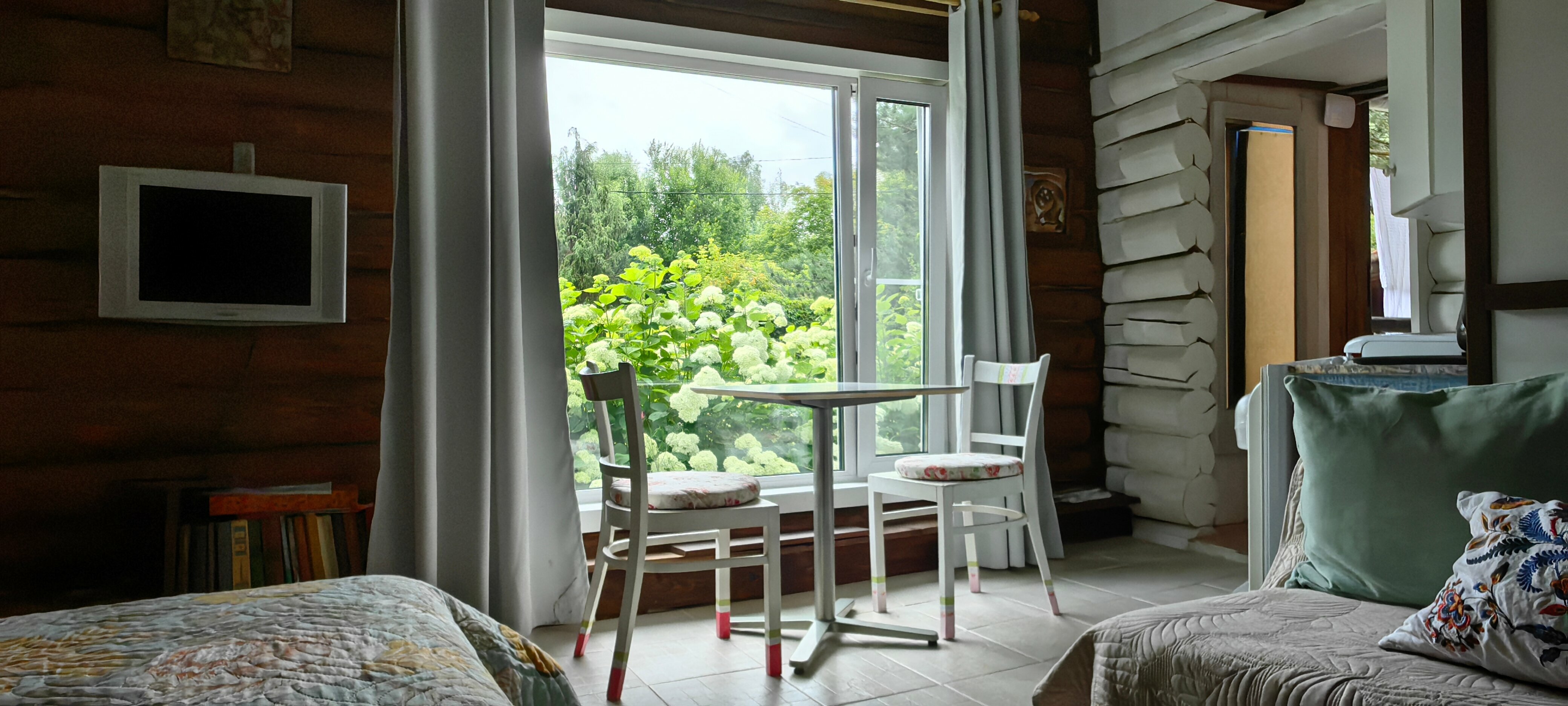 Вилла с видом на сад