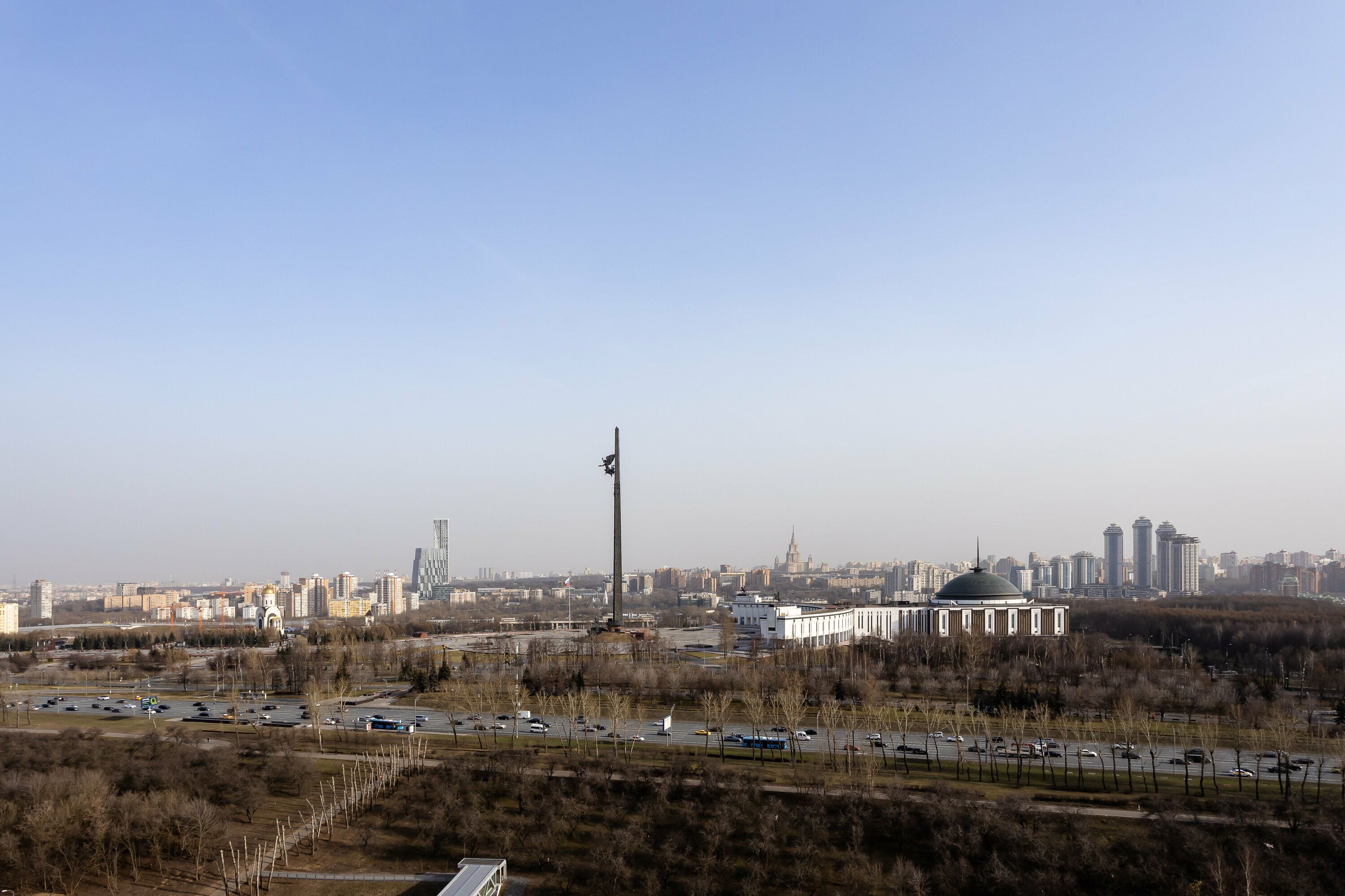 Номер-студия Делюкс  с великолепным видом на Парк Победы