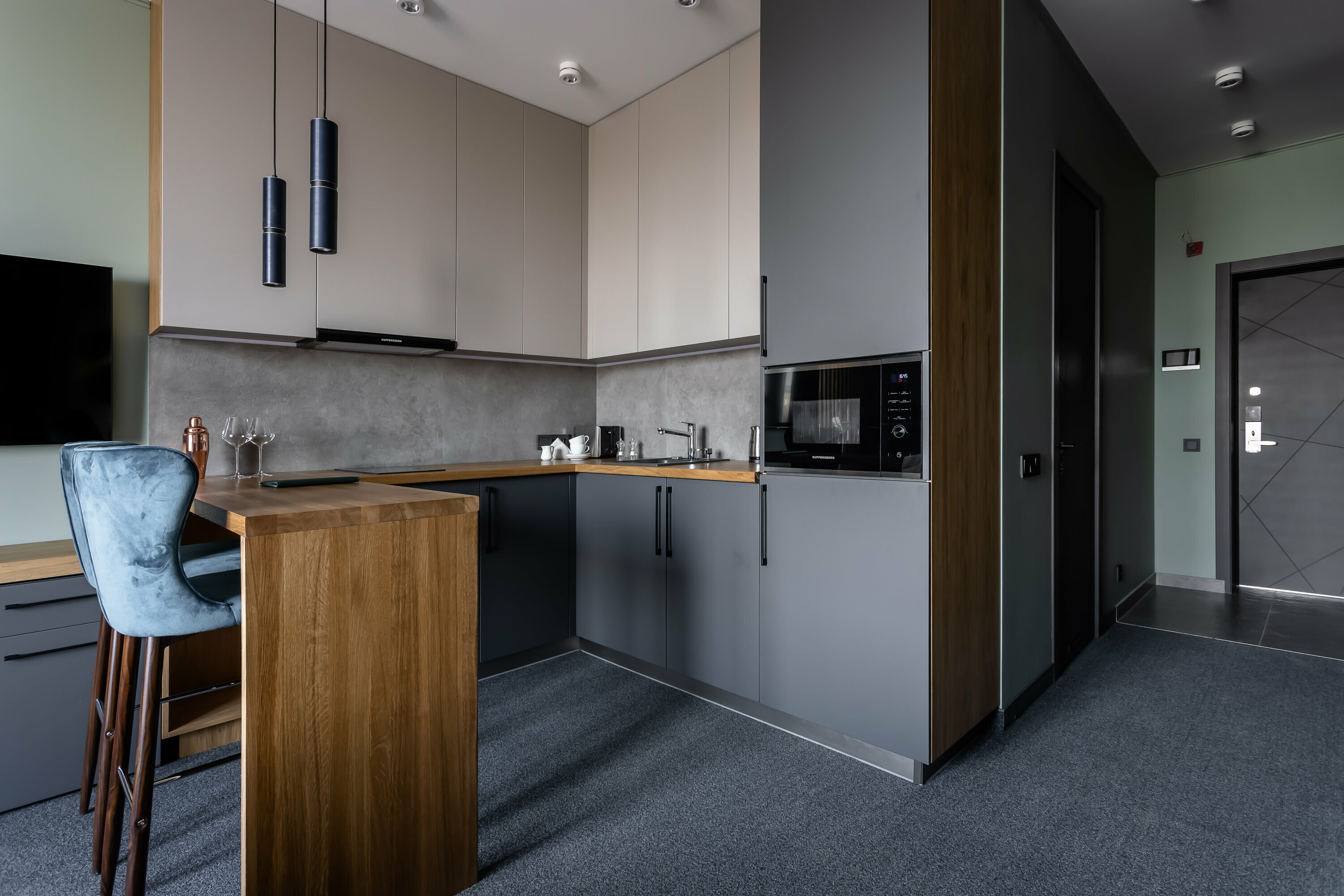 Номер-студия Делюкс  с великолепным видом на Парк Победы