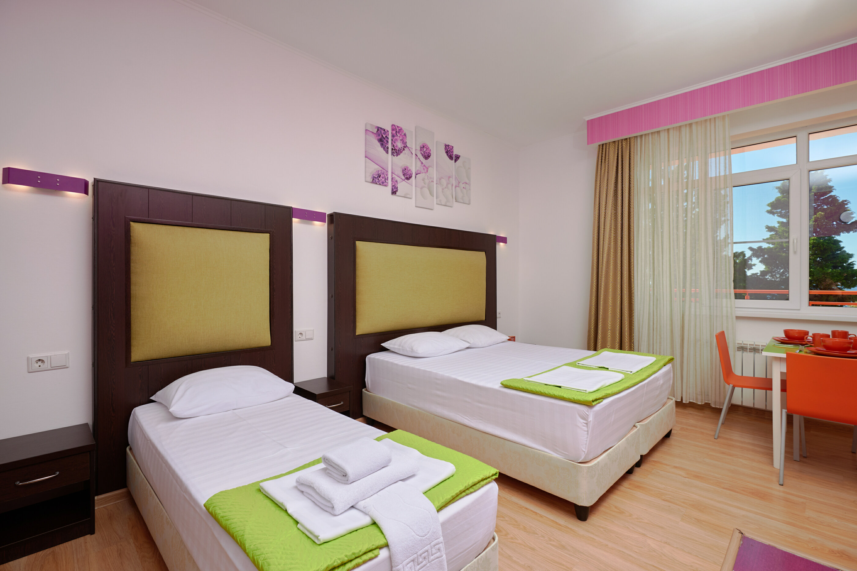 3-х местный без балкона