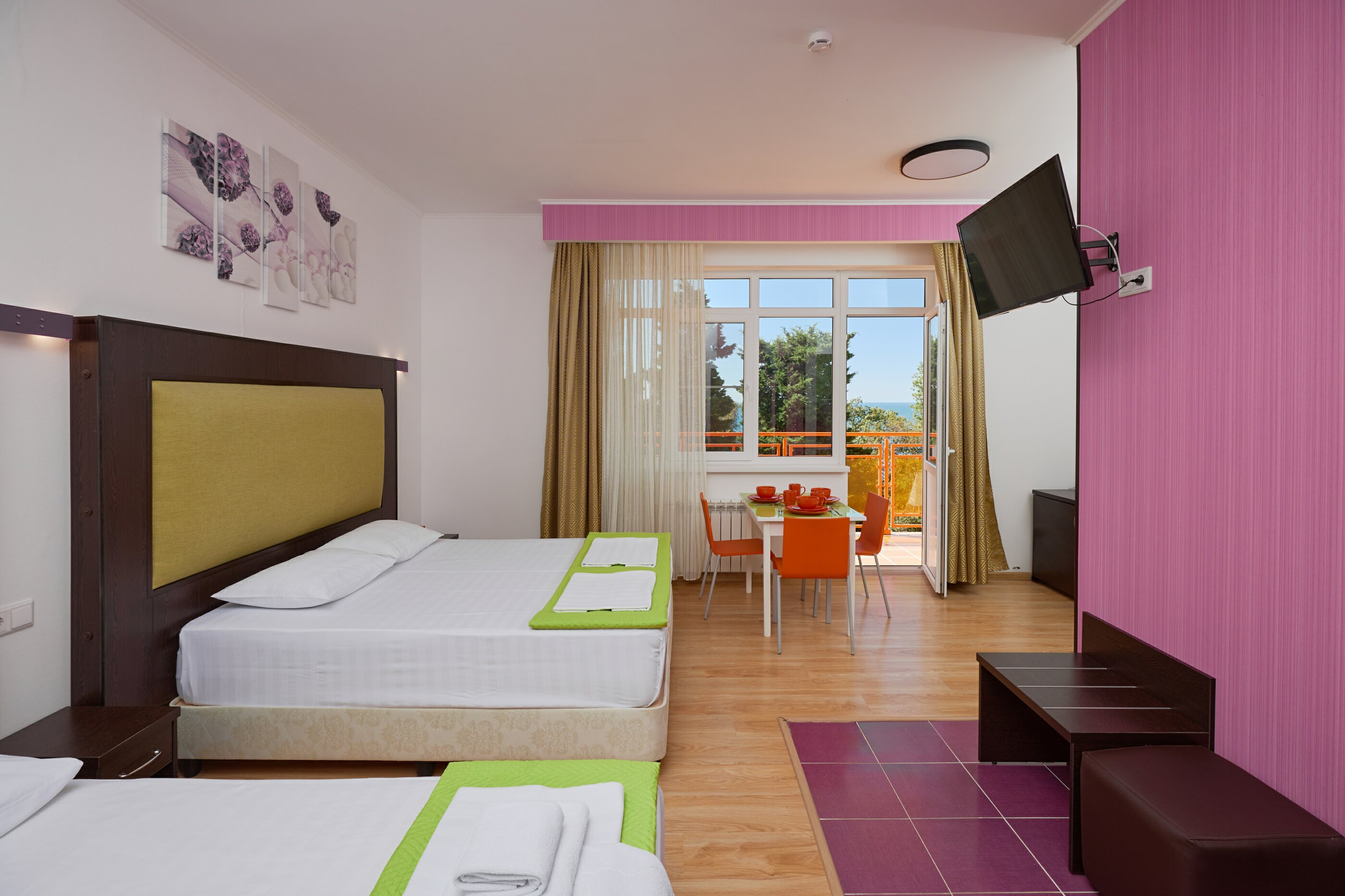 Стандарт 3-х местный с балконом