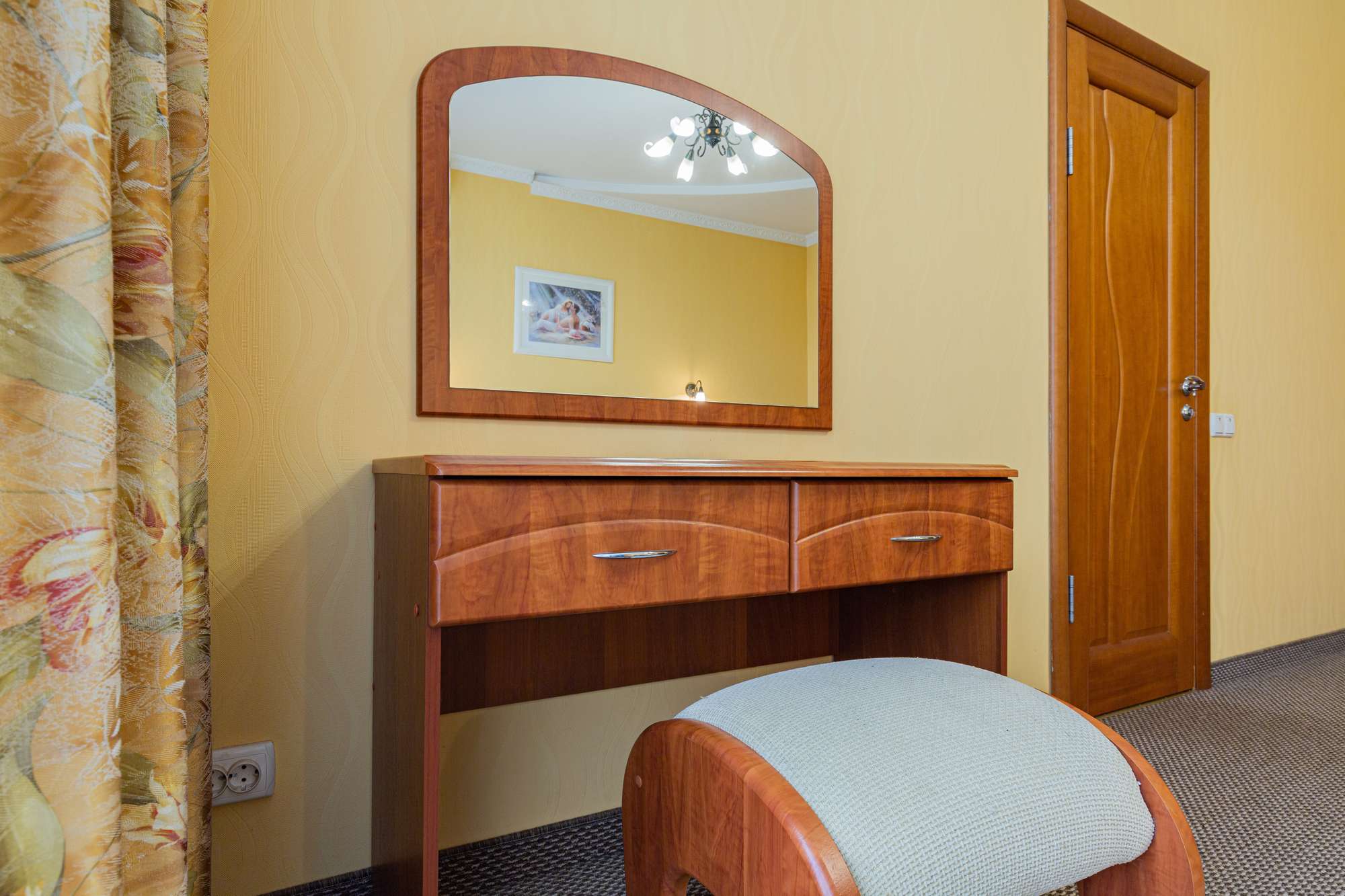 Люкс с балконом