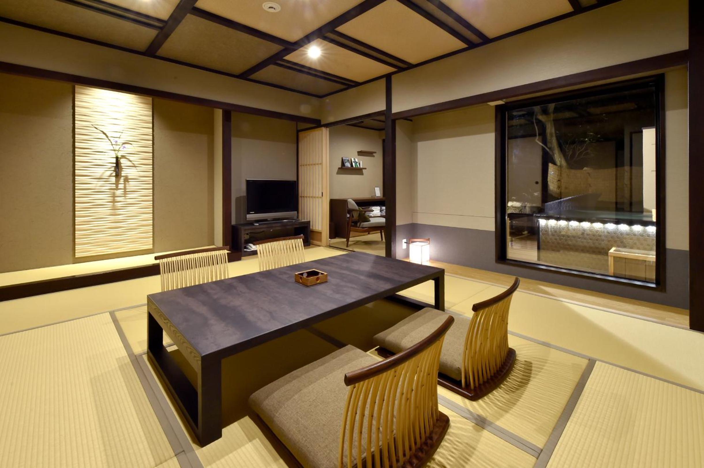 Japanese-Style Superior Room with Open-Air Hot Spring Bath【Yama-no-Terrace 】