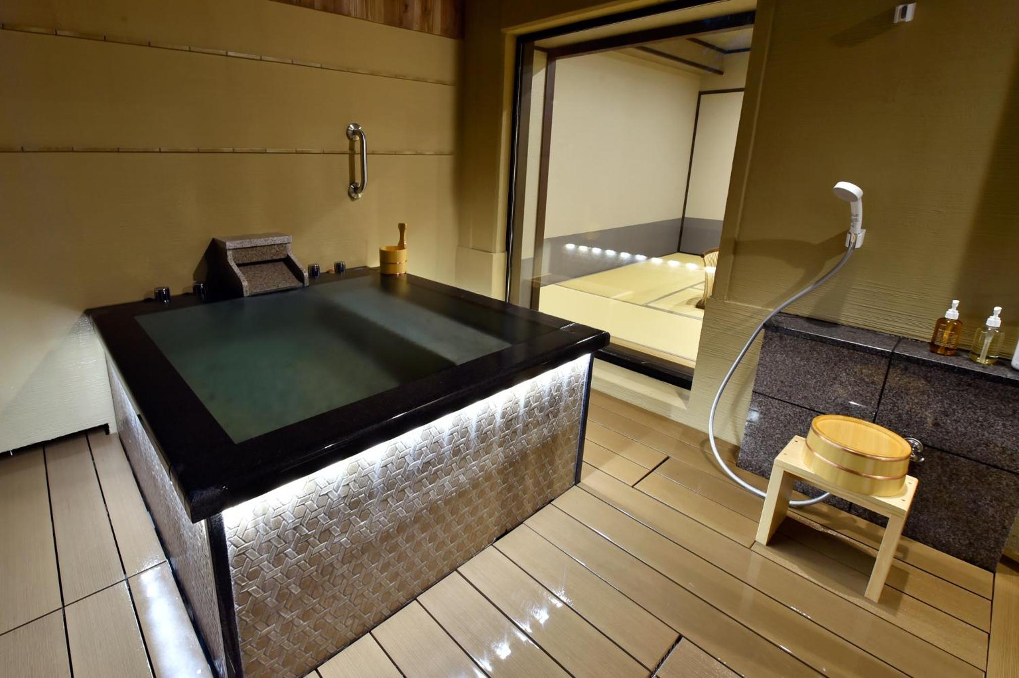 Japanese-Style Superior Room with Open-Air Hot Spring Bath【Yama-no-Terrace 】