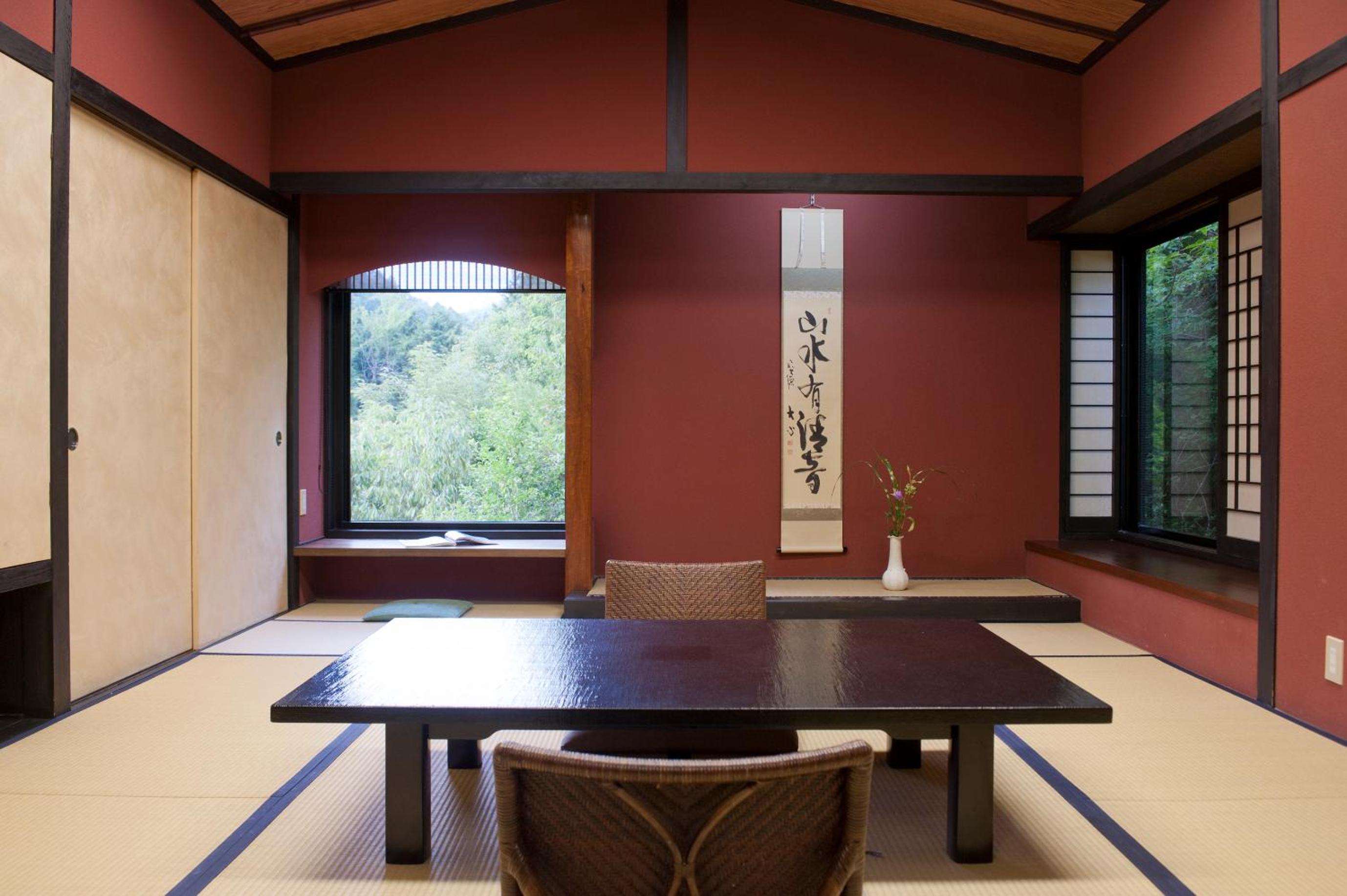 Japanese-Style Large Room with Open-Air Hot Spring Bath, Mountain View【Tsuki-Oboro】