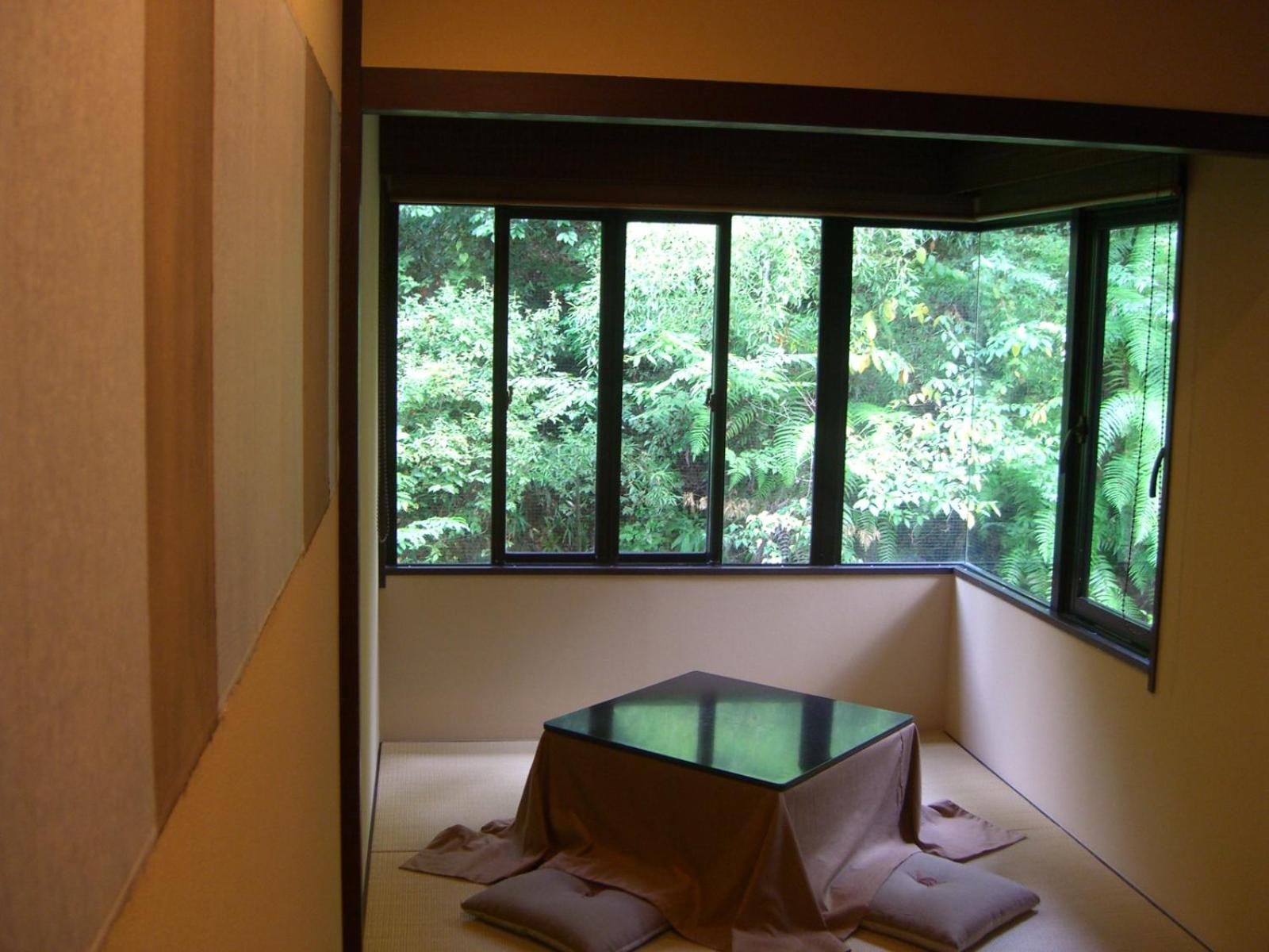 Japanese-Style Standard Twin Room with Massage Chair【Yama-no-Iori】