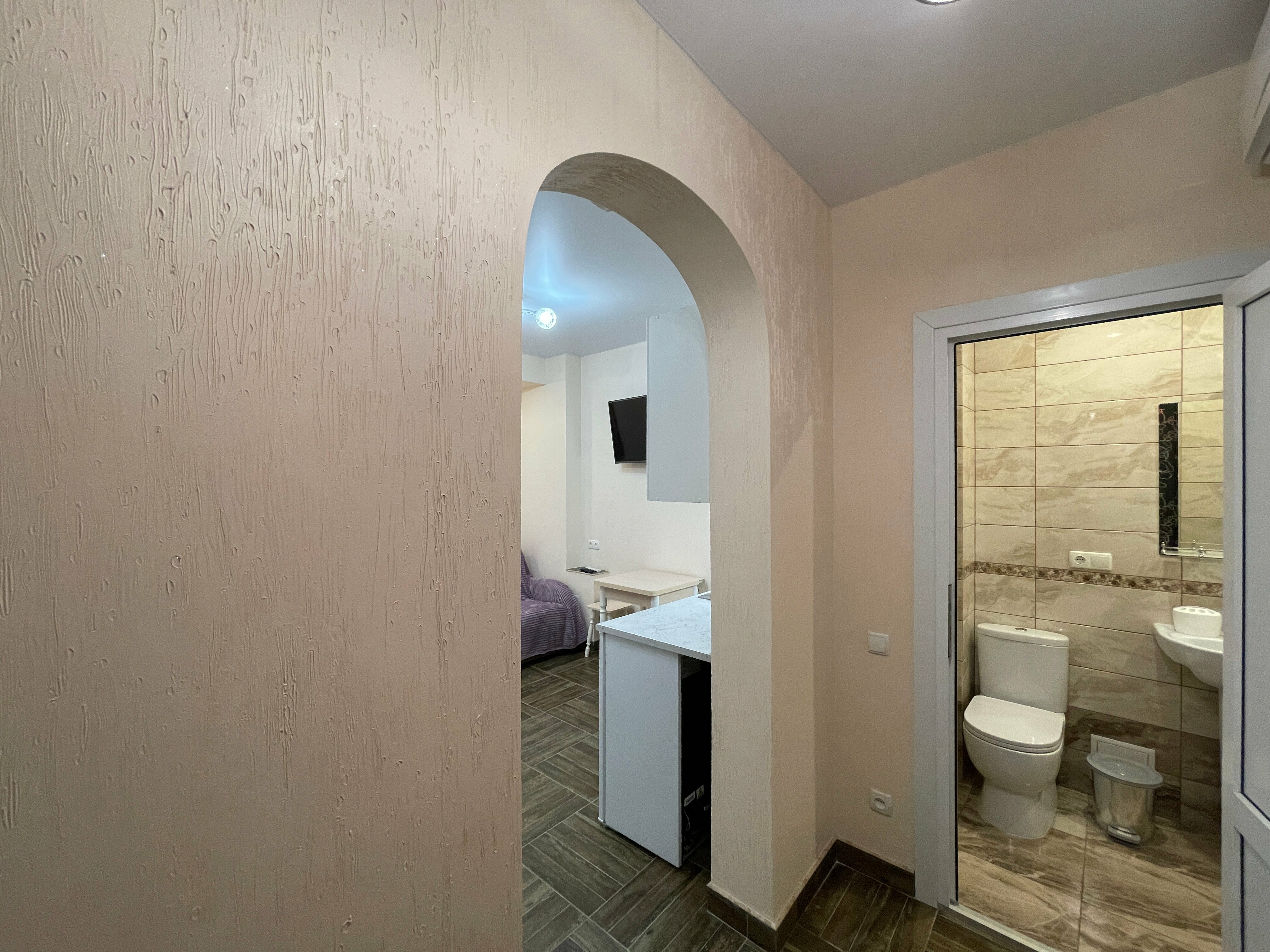 апартаменты - студия с видом на двор