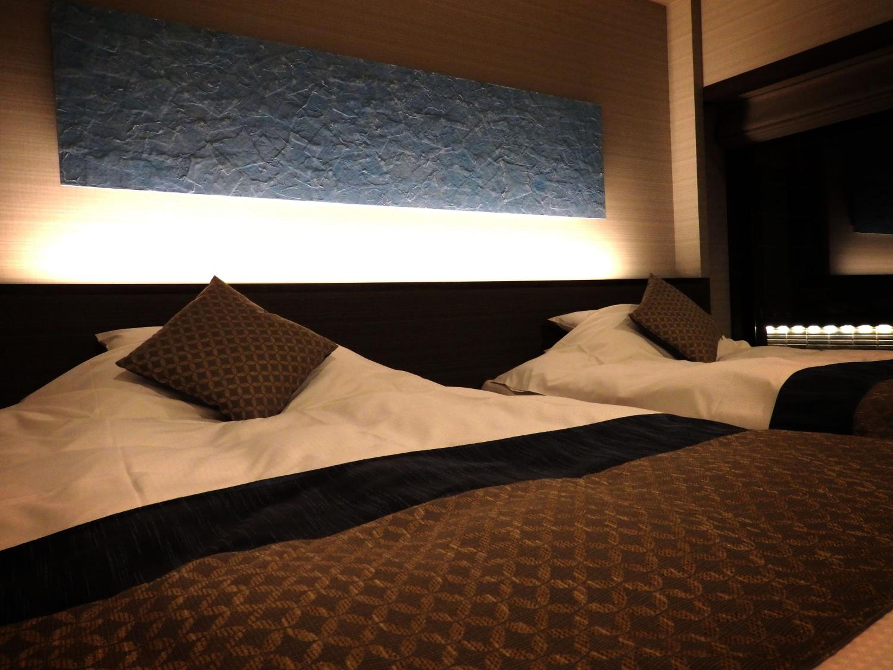 Japanese-Style Superior Twin Room with Open-Air Hot Spring Bath【Yama-no-Terrace 】