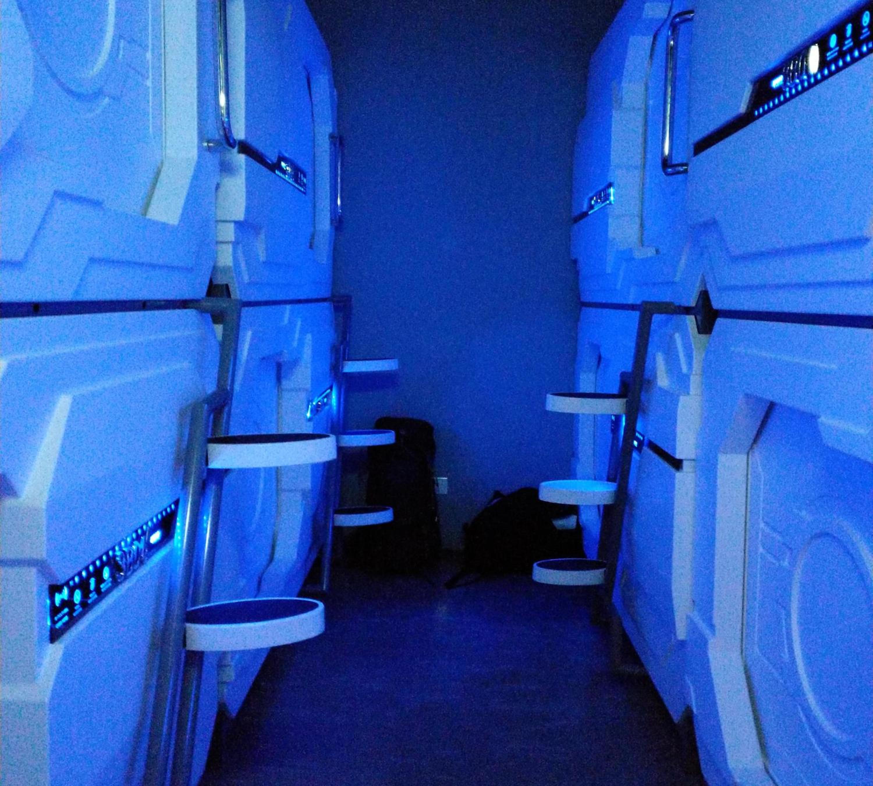 Single Capsule Bed - Mixed