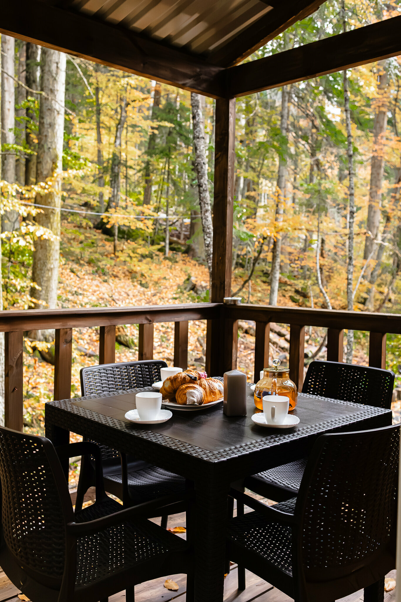 Дом Афрейм  у горной речки