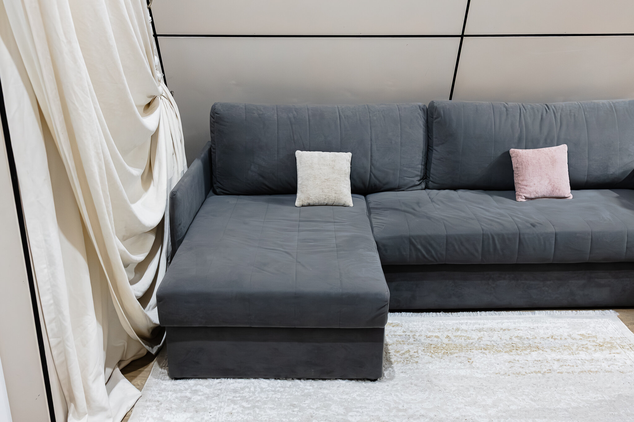 Дом Афрейм  у горной речки