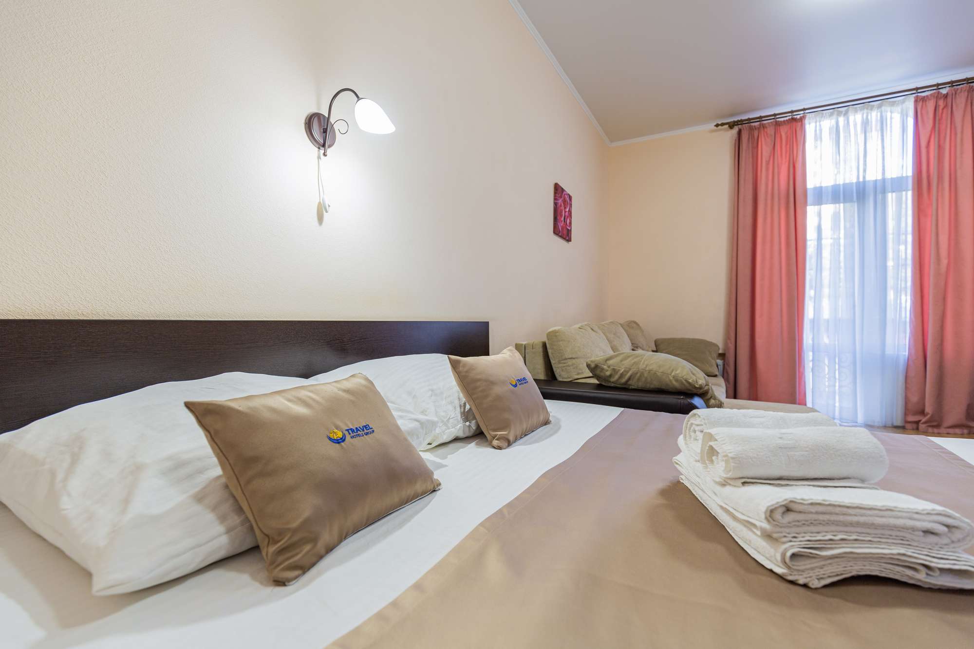 Улучшенный номер с балконом