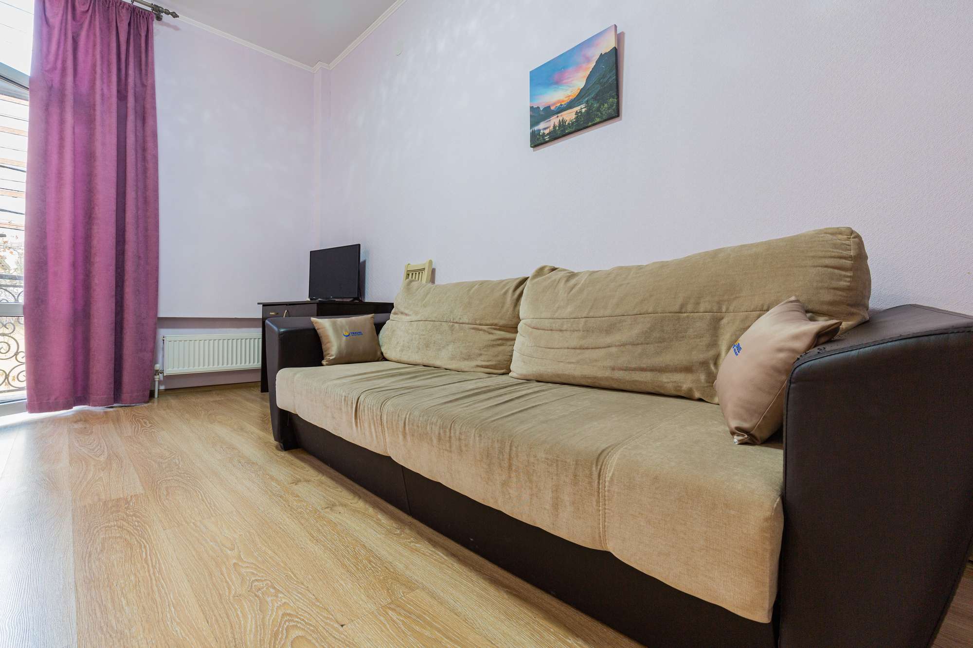 Полулюкс с балконом