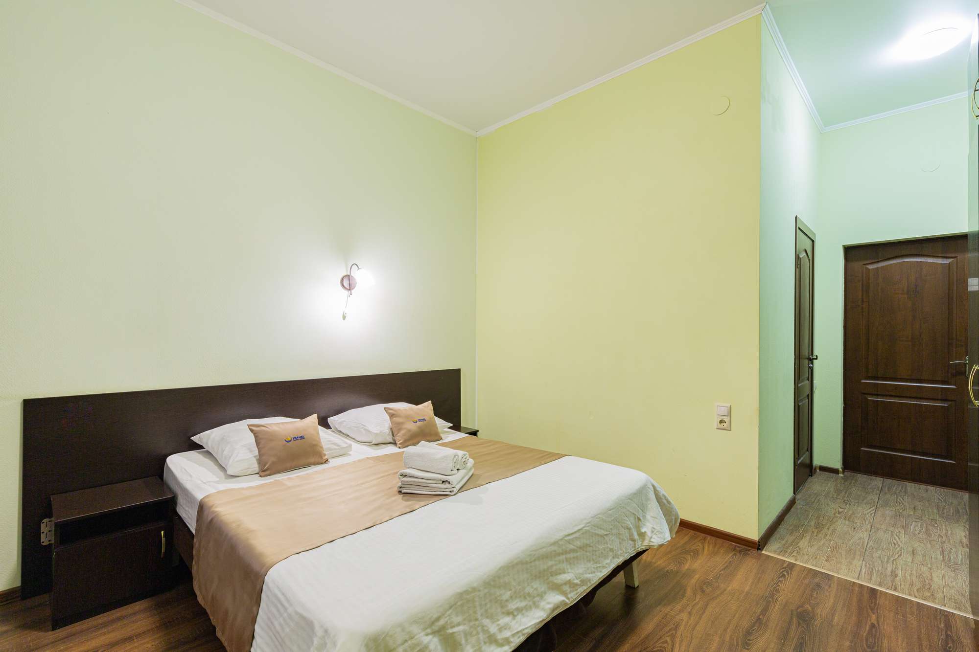 Стандарт с двуспальной кроватью