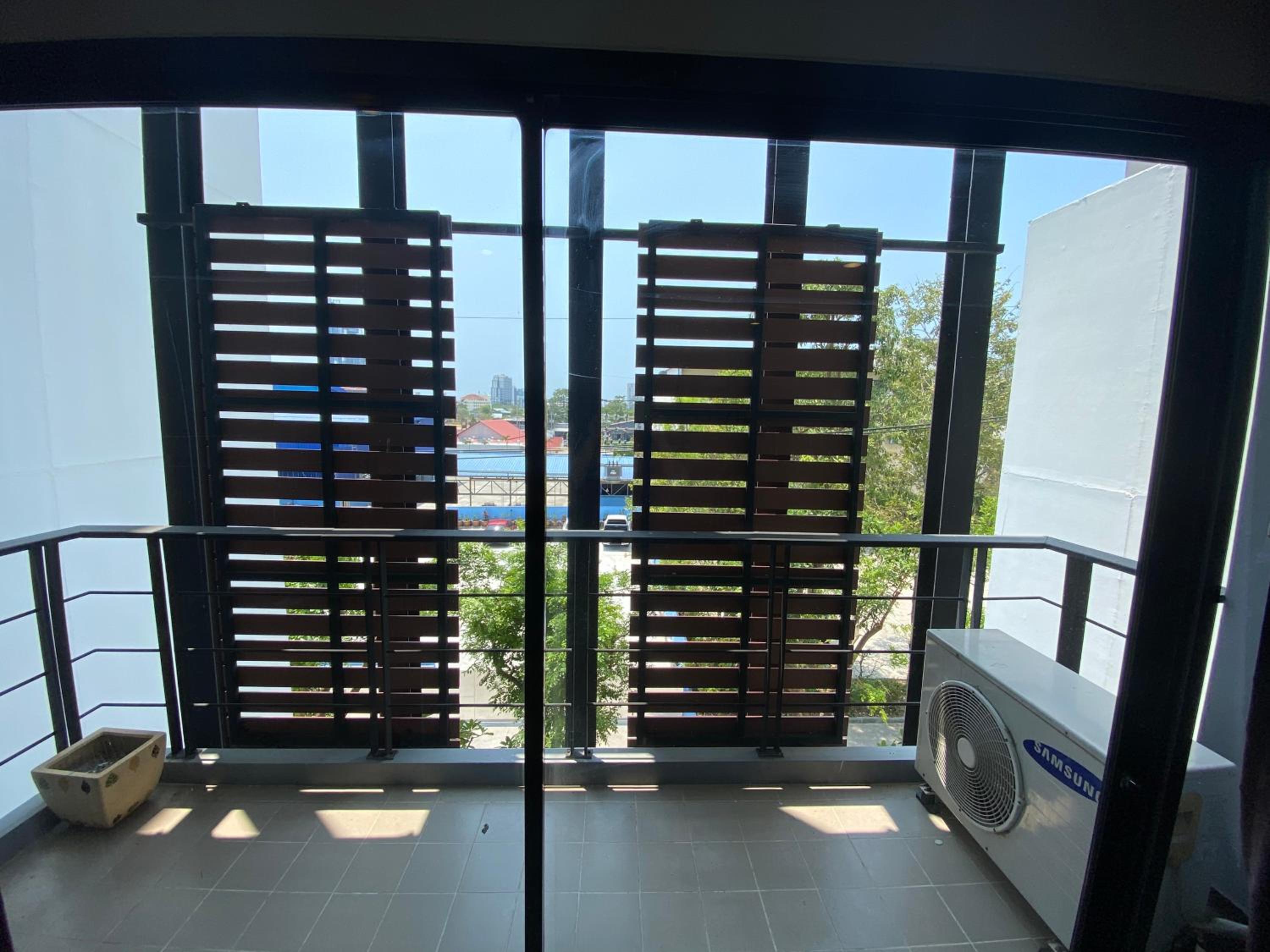 Junior Suite with Balcony