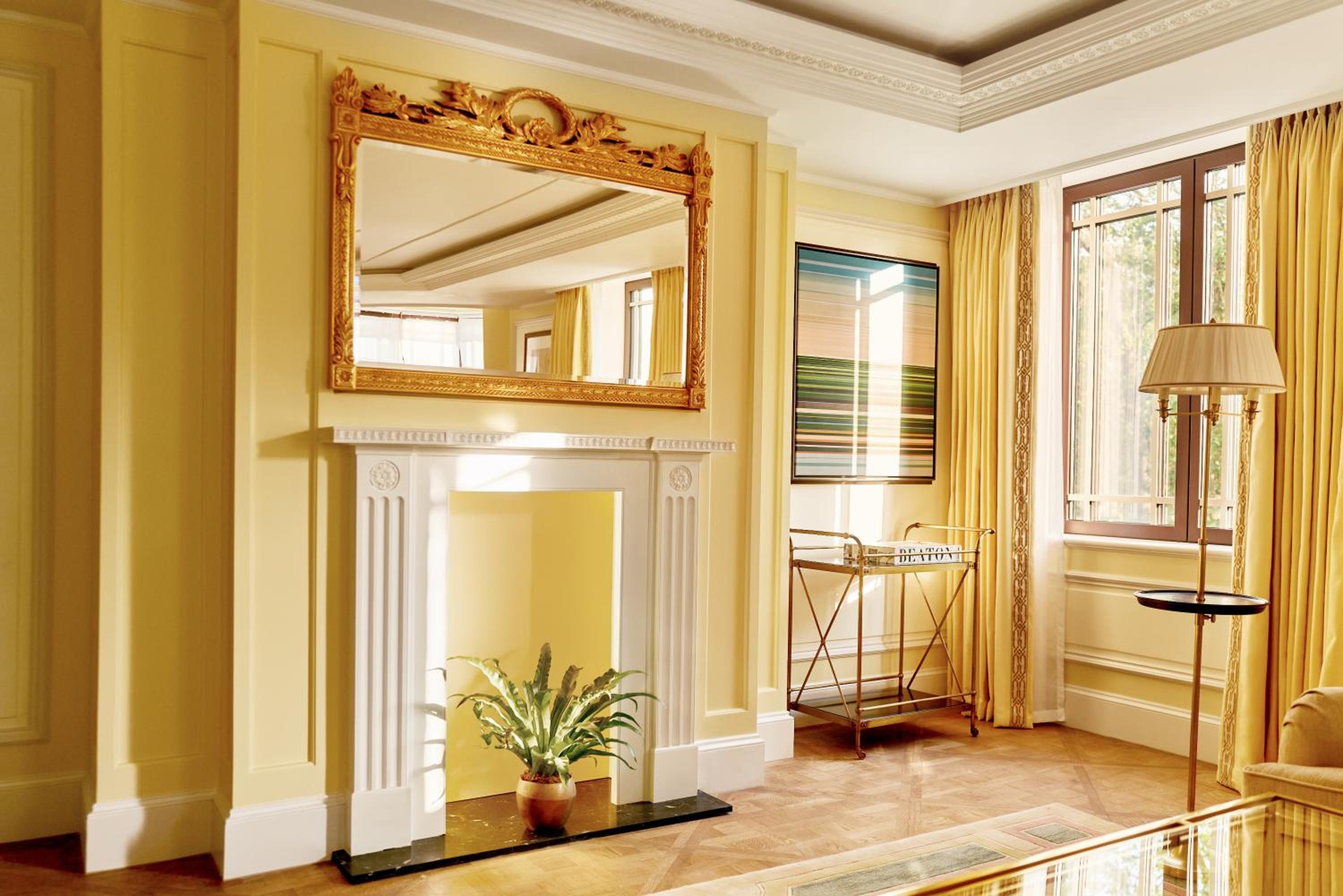 Dorchester Suite
