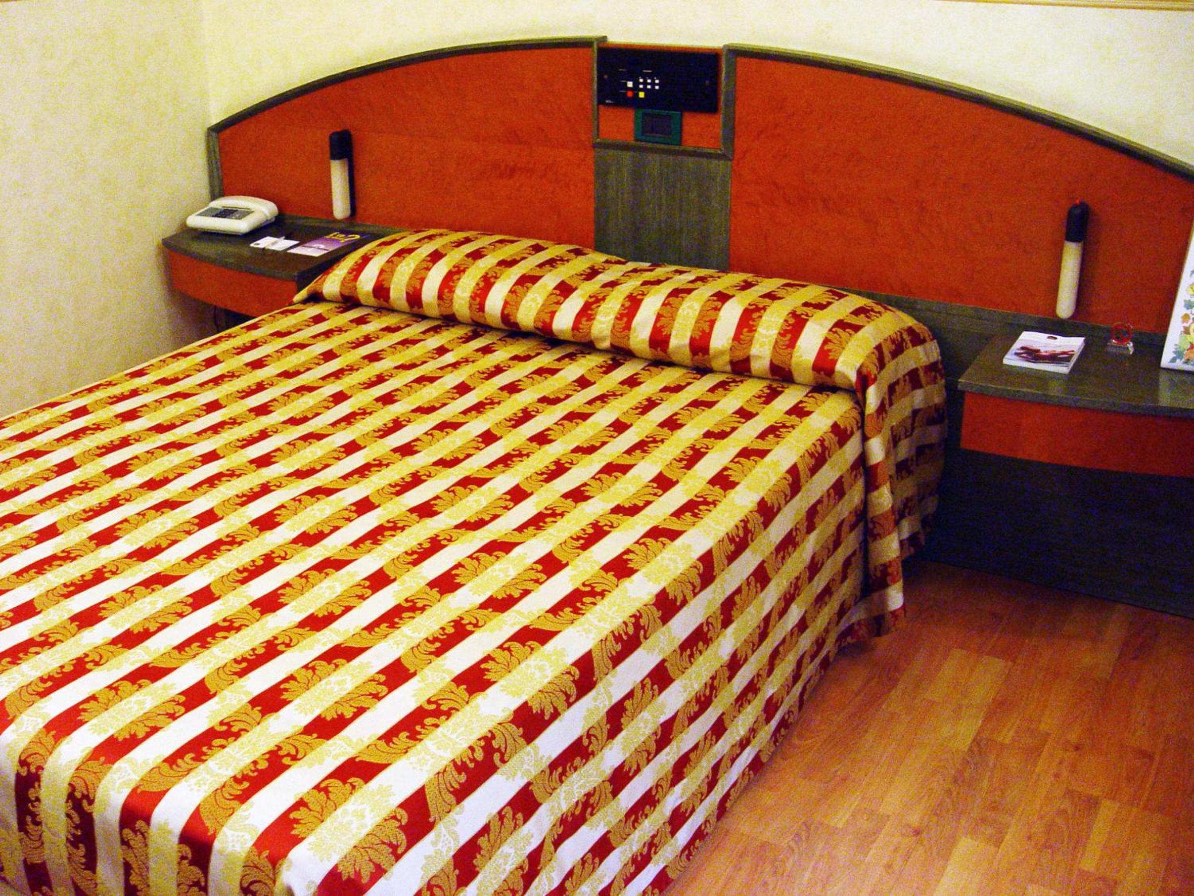 Economy Single Room