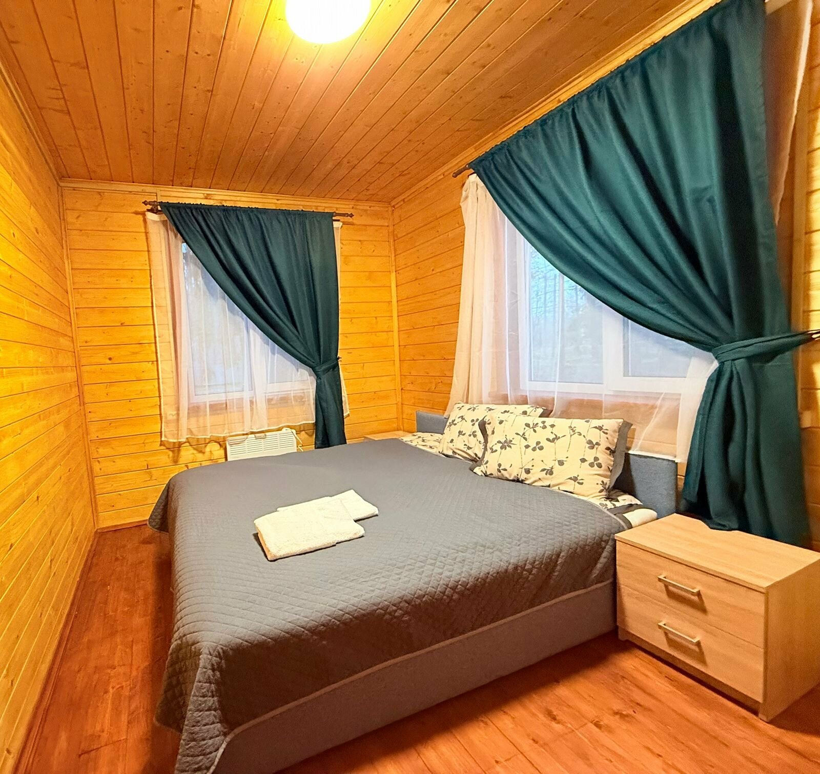 Дом с видом на лес