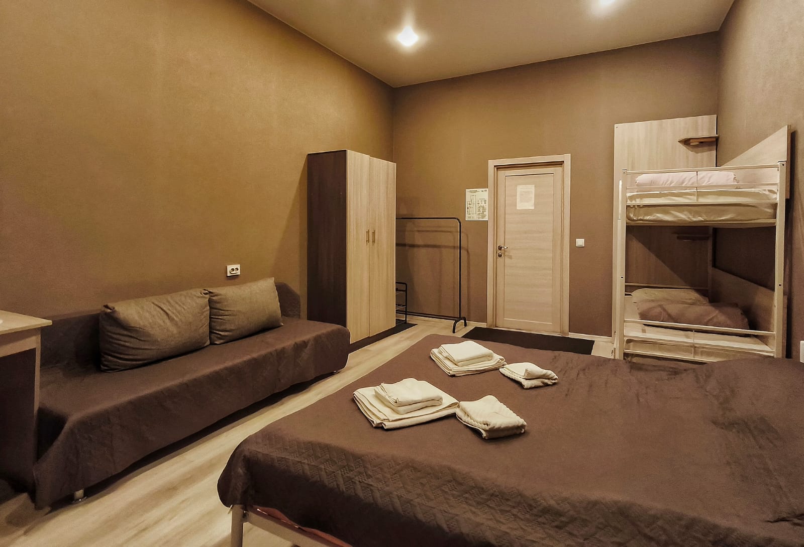 Семейный 104 с удобствами на этаже