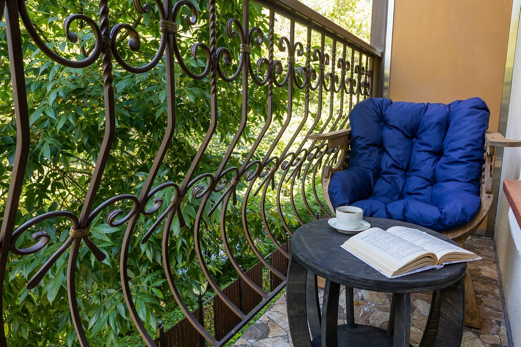 Люкс с балконом