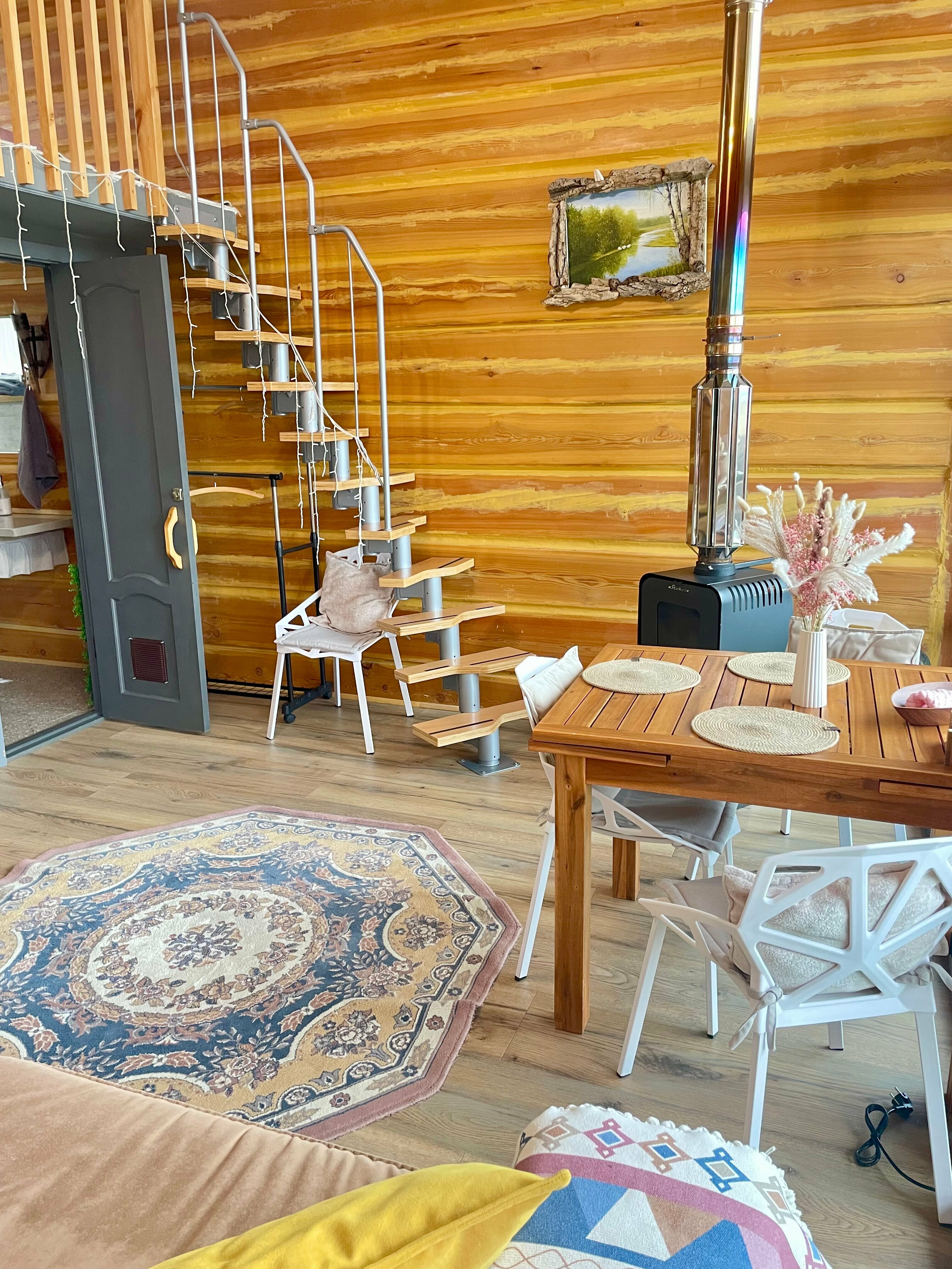 Четырехместный номер с видом на озеро