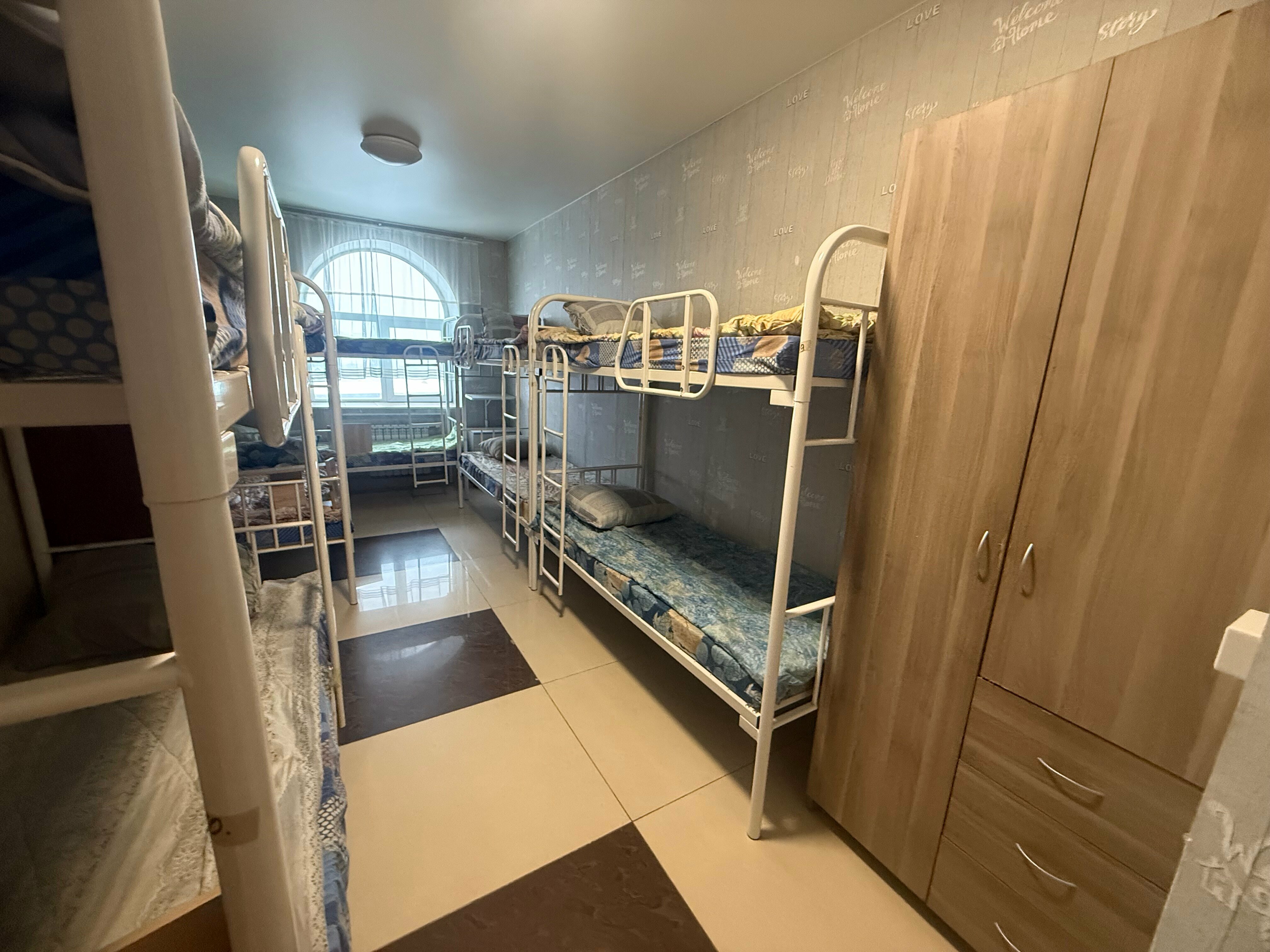 Общий 10-местный номер для мужчин