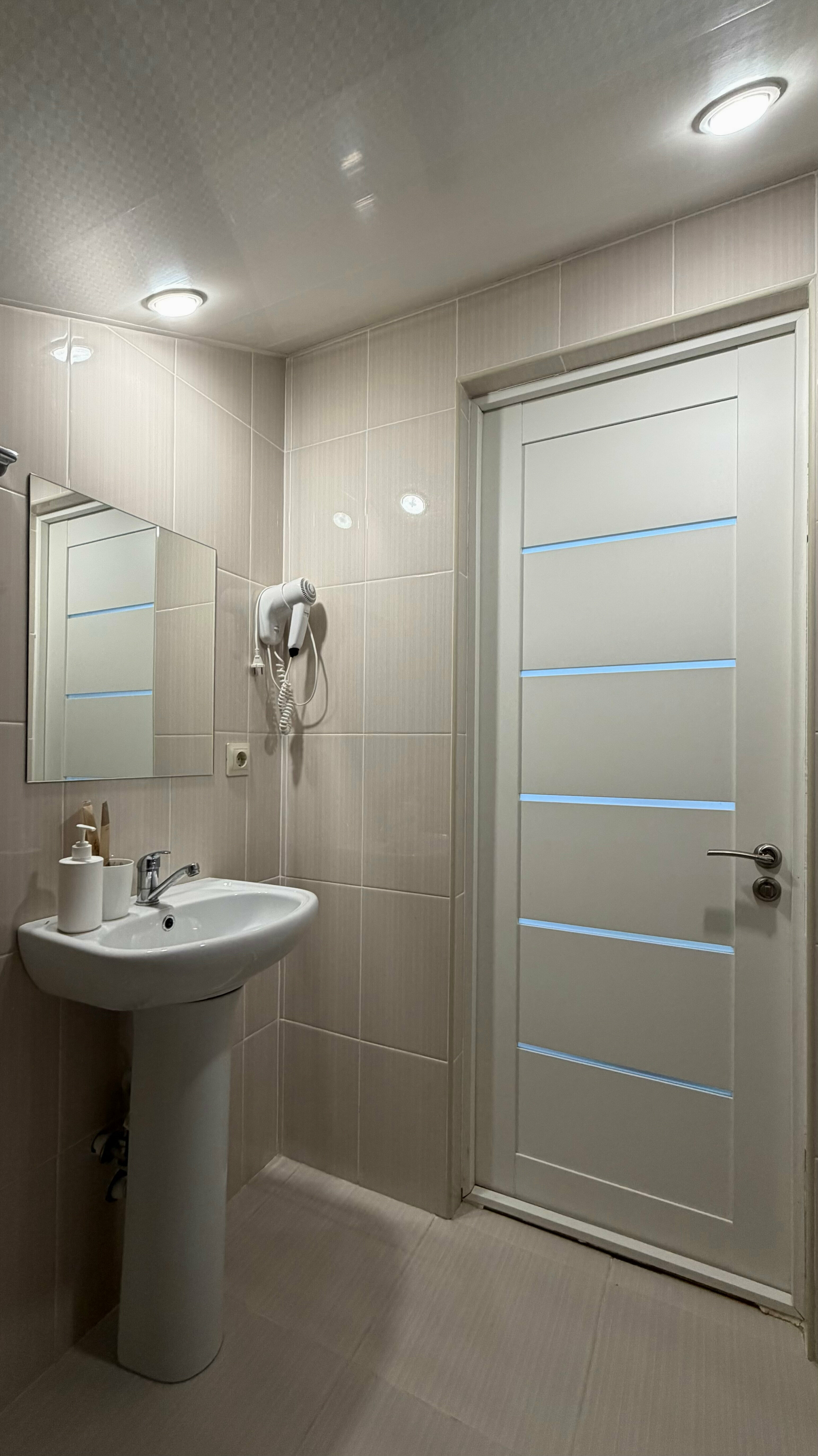 Двухместный номер с 2 отдельными кроватями (мансарда)