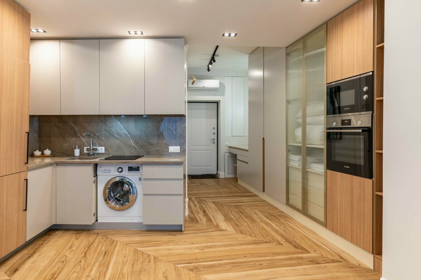 Премиальная студия люкс! Самый центр! До набережной и пляжа 5 минут!