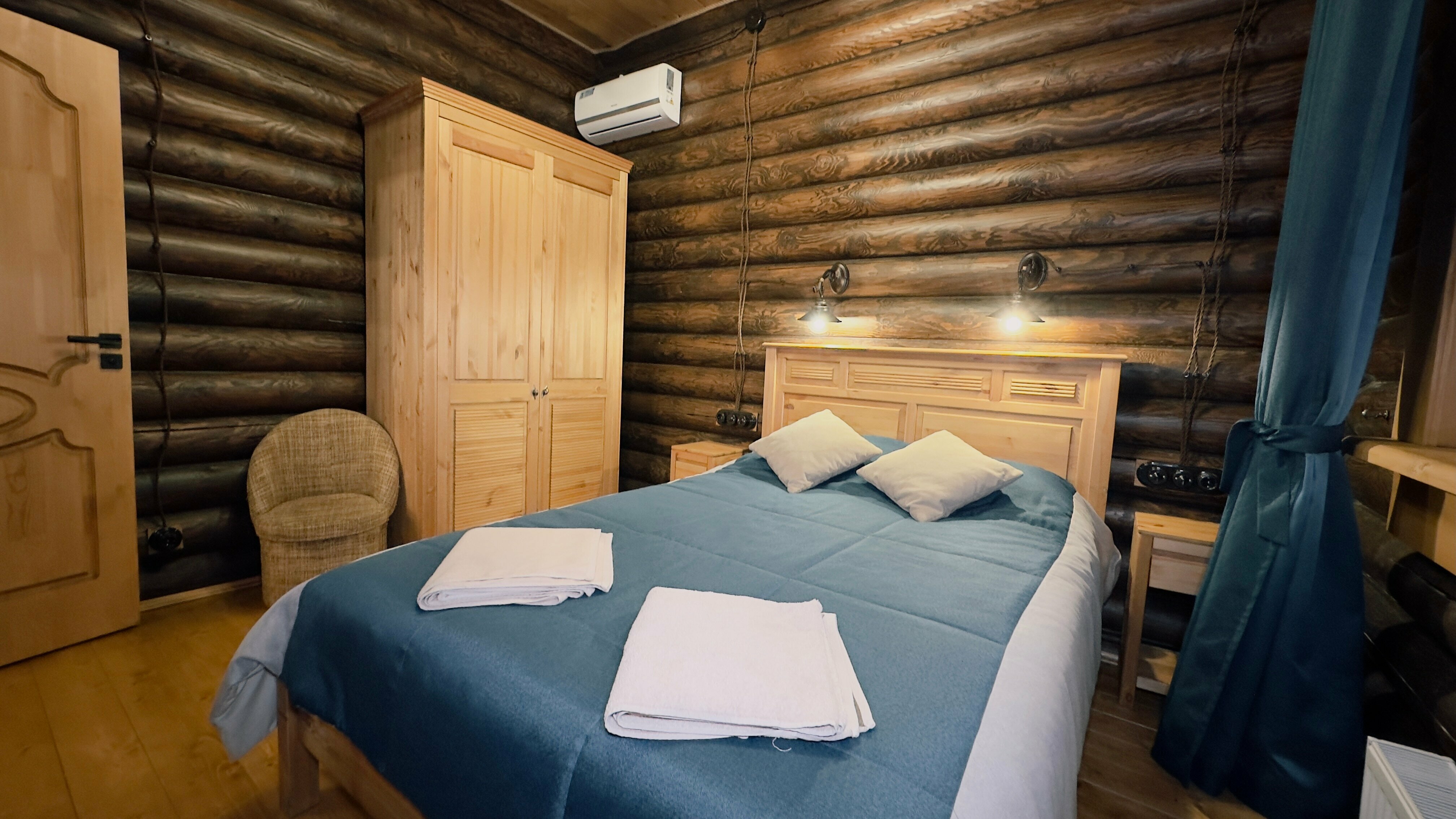 Дом из сруба №10 с террасой для 4-6 гостей