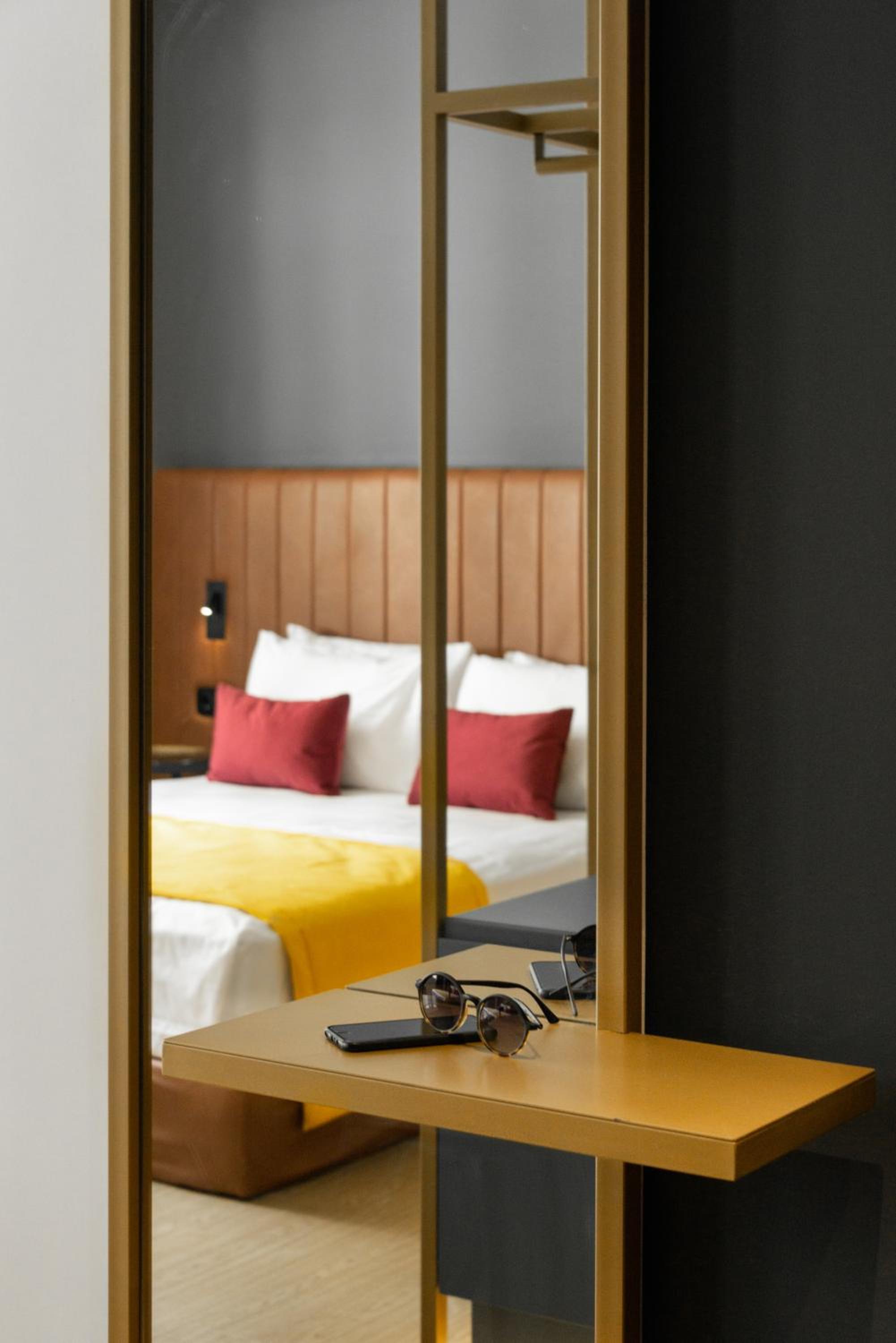 Business Economy Room