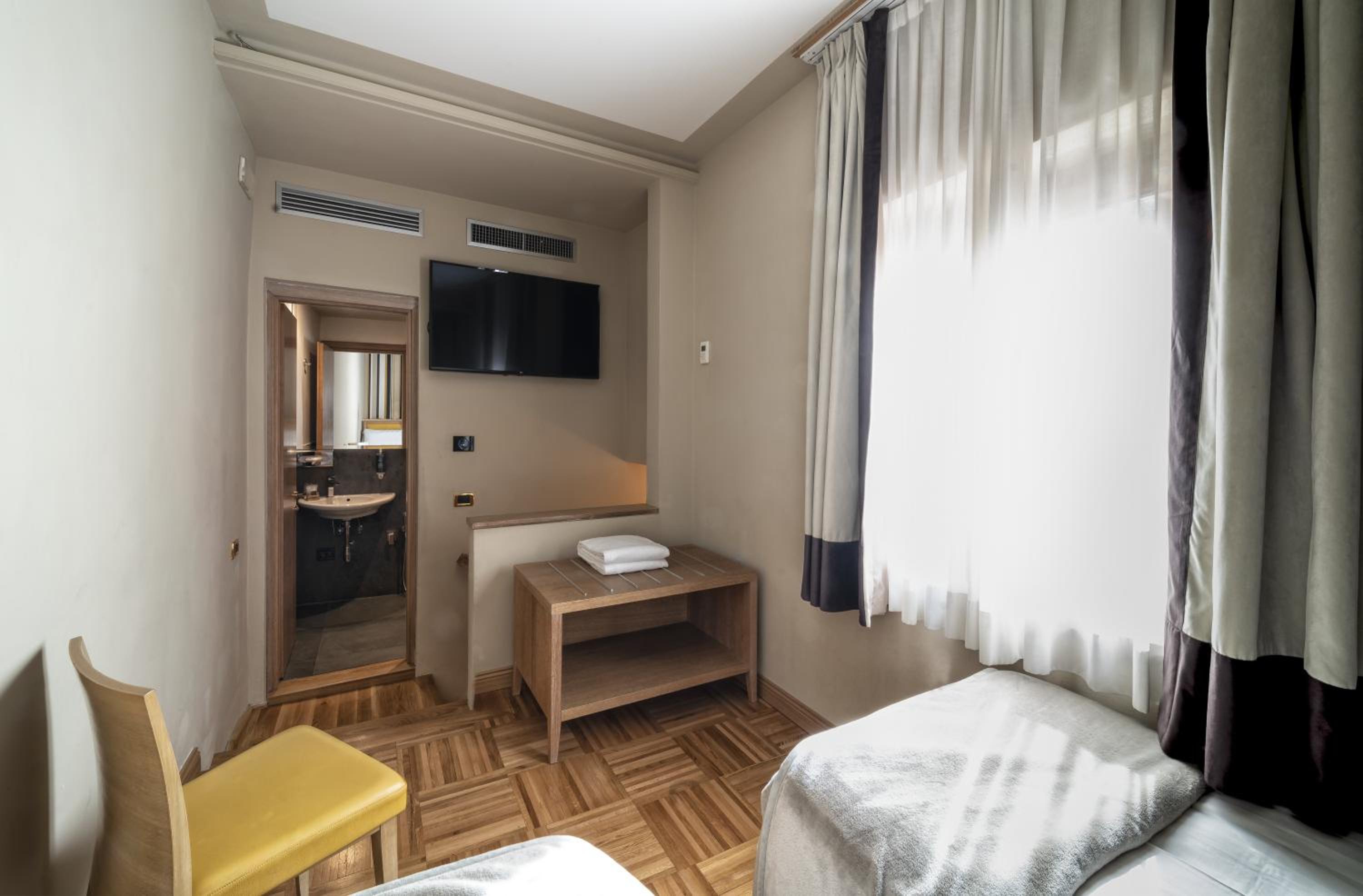 Superior Family Room