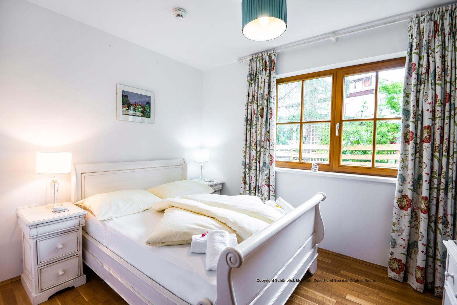 Three-Bedroom Apartmen with Sofa Bed