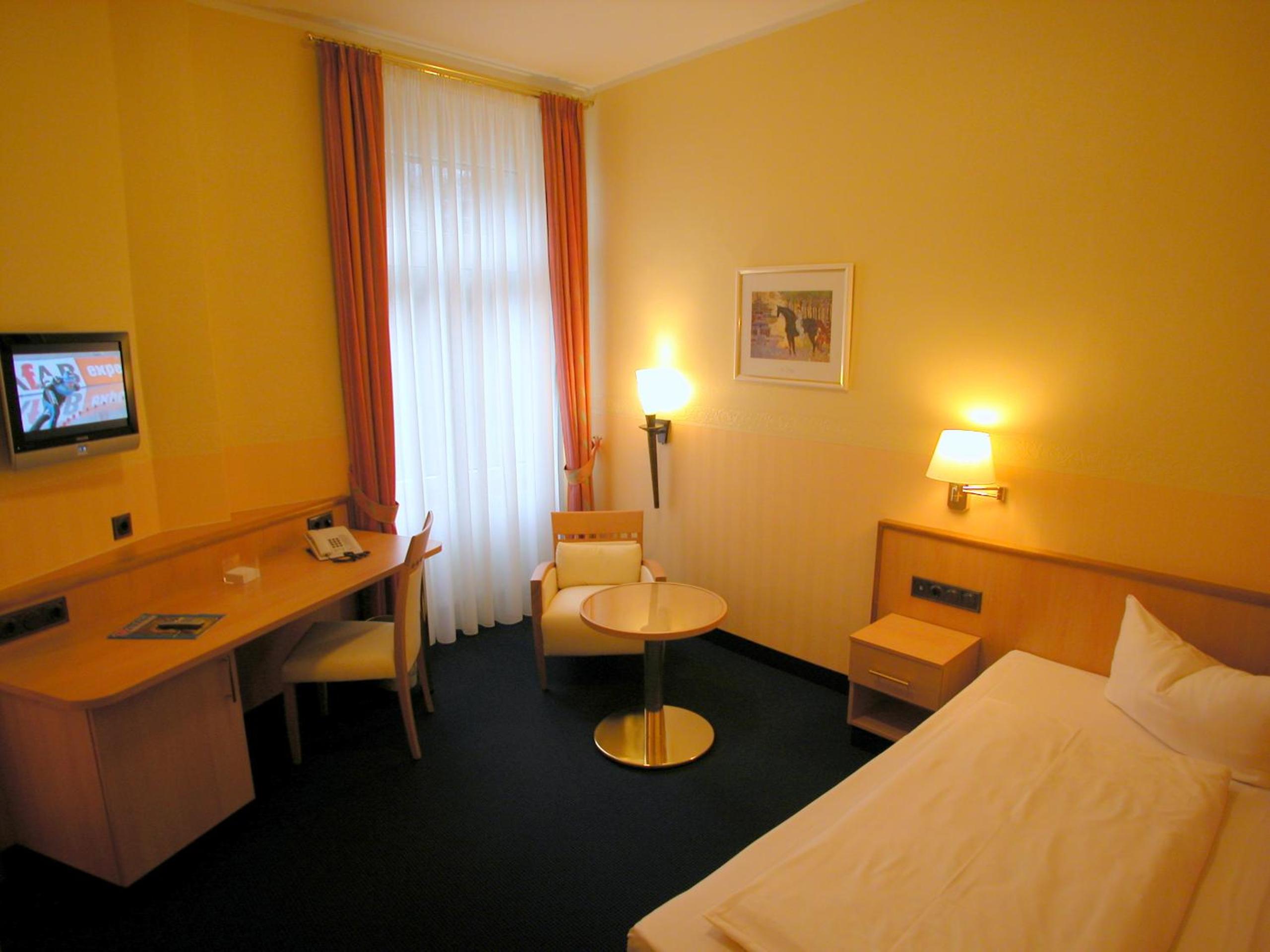 Standard Single Room