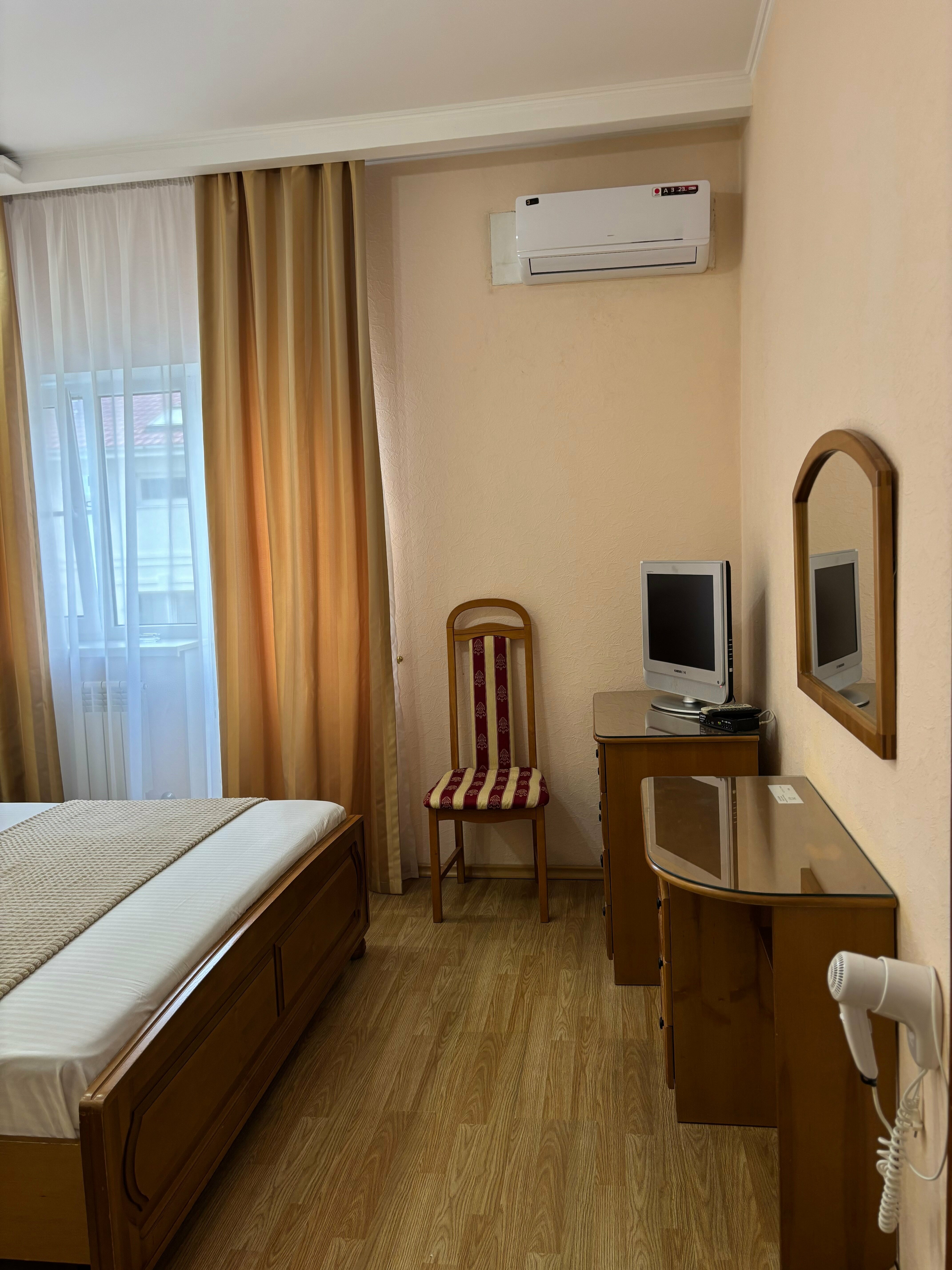 Стандартный трехместный номер