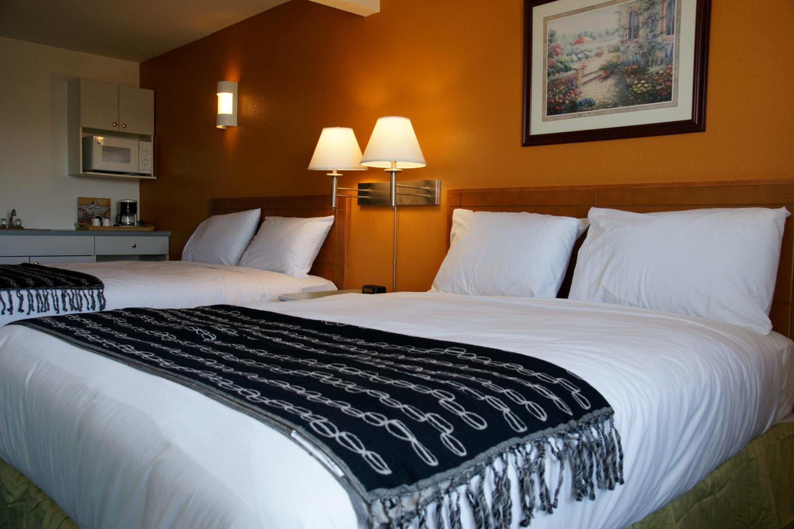 Queen Room with Two Queen Beds