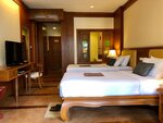 Supreme Deluxe Room with Balcony в The Rim Resort