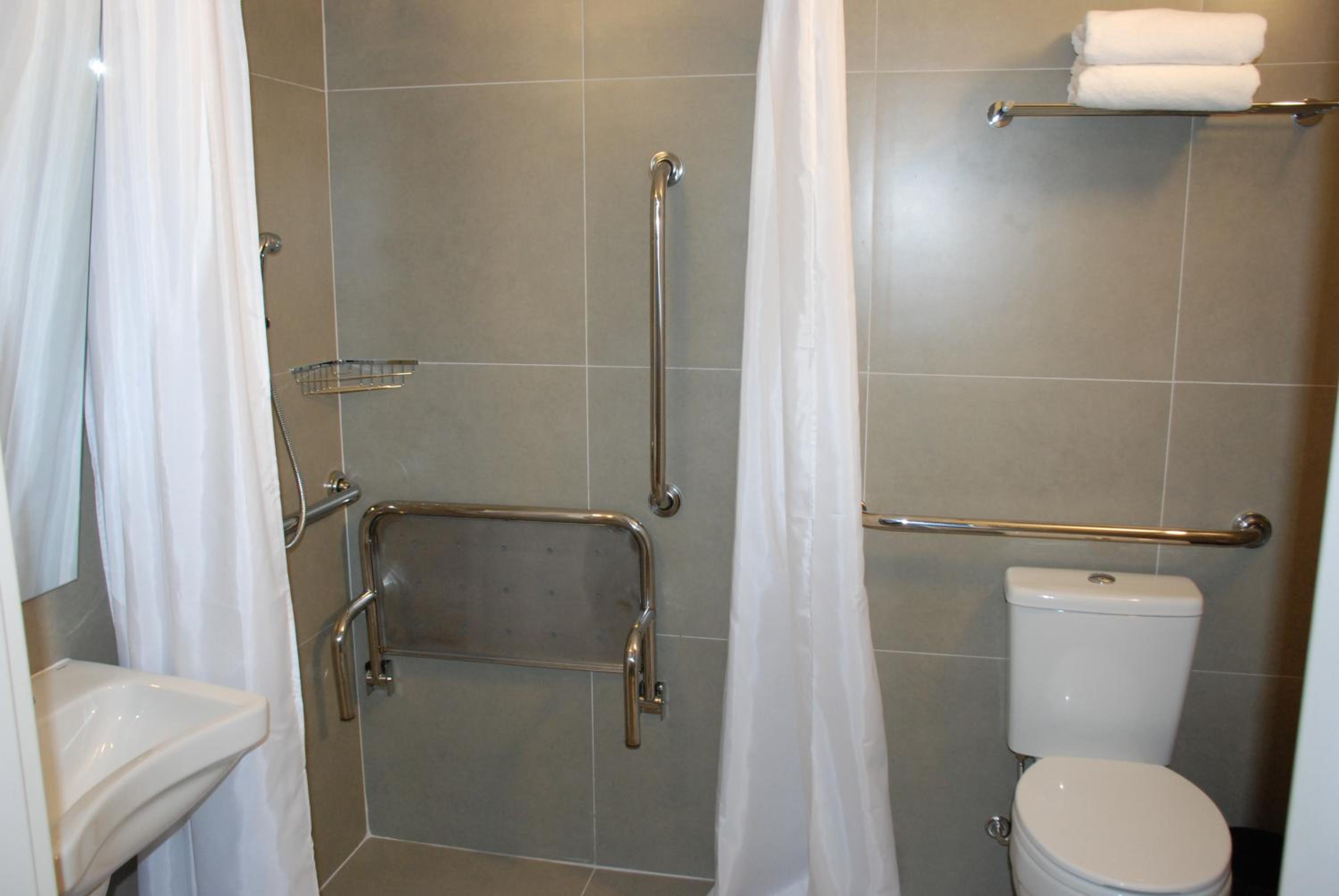 Twin Room - Disability Access