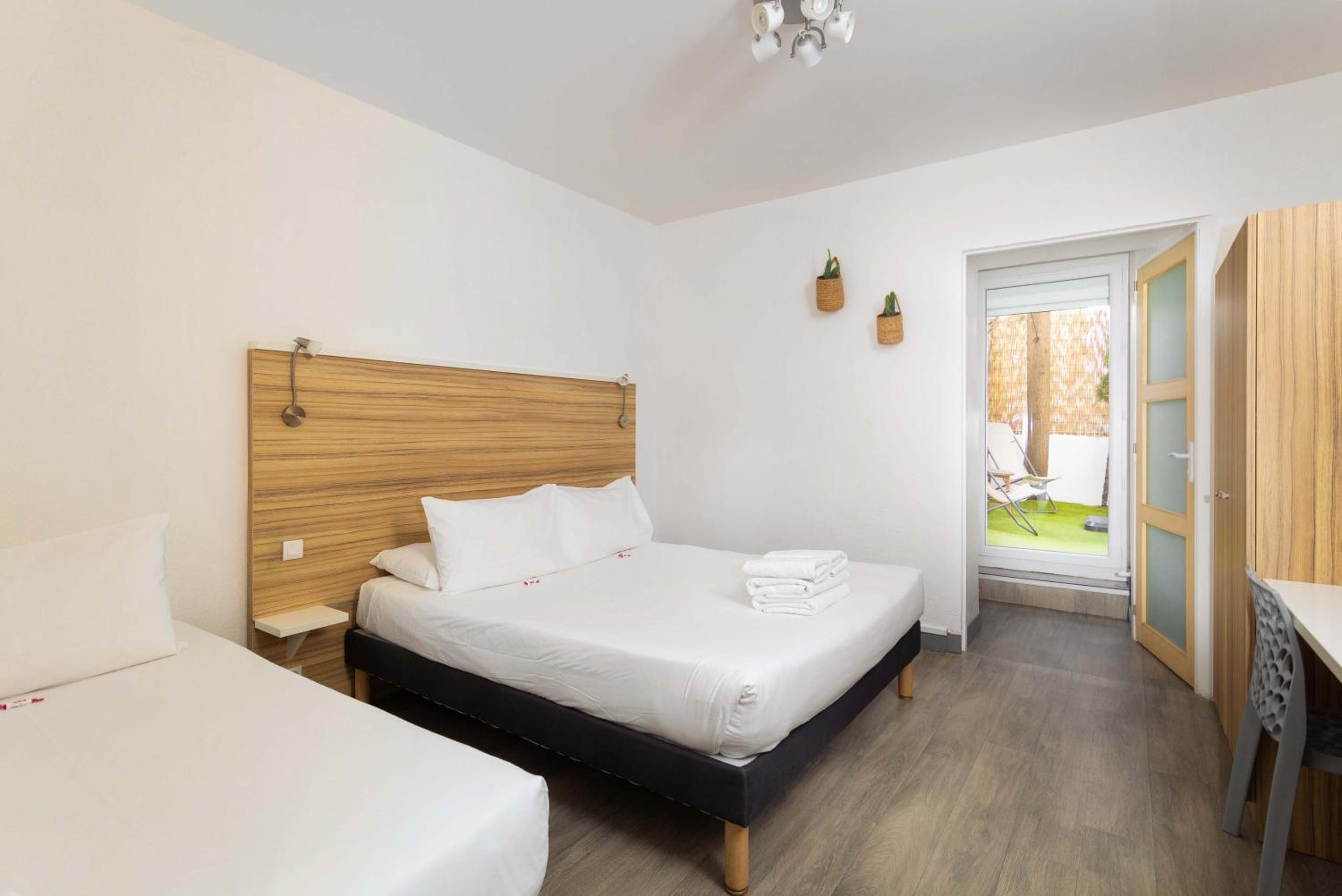 Superior Triple Room 22 m2 with Private Terrace