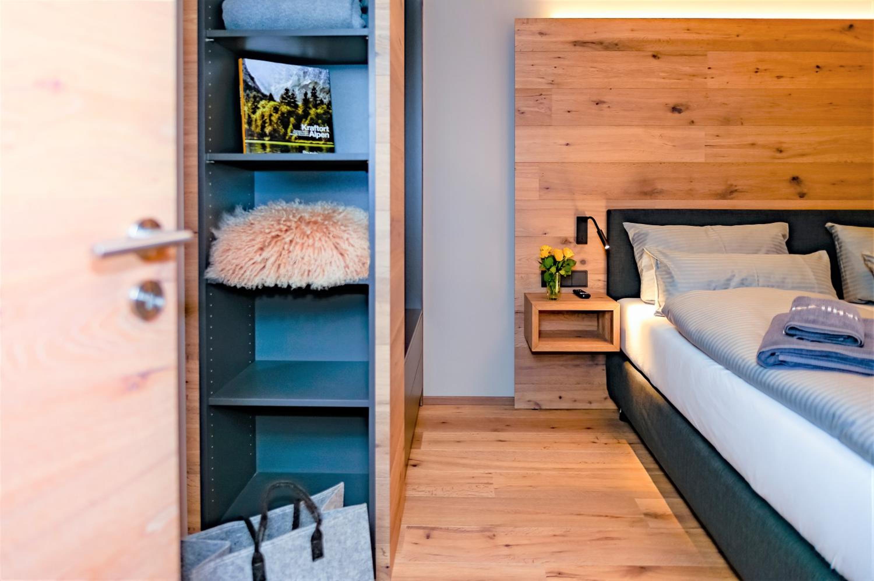 One-Bedroom Apartment with Terrace