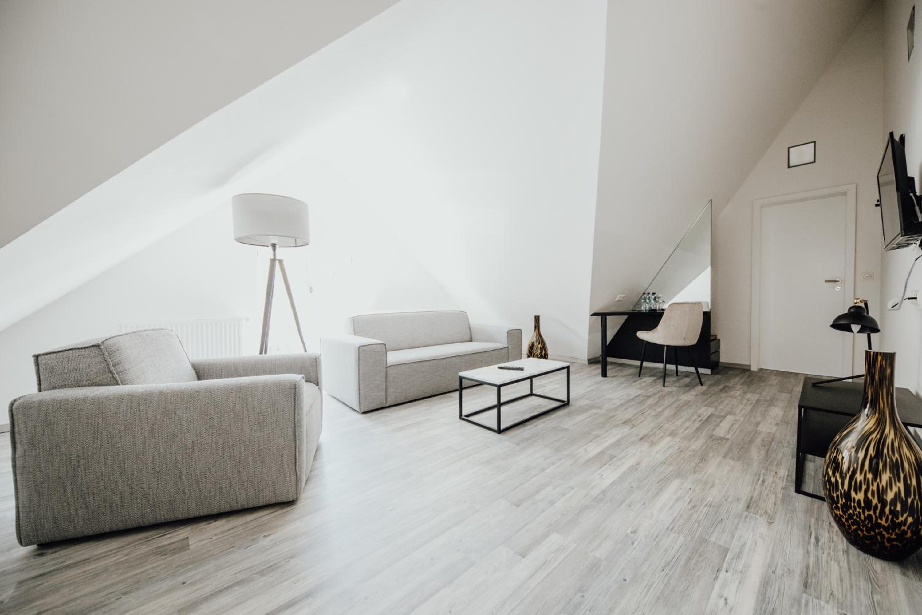 Deluxe Double Room with Bath