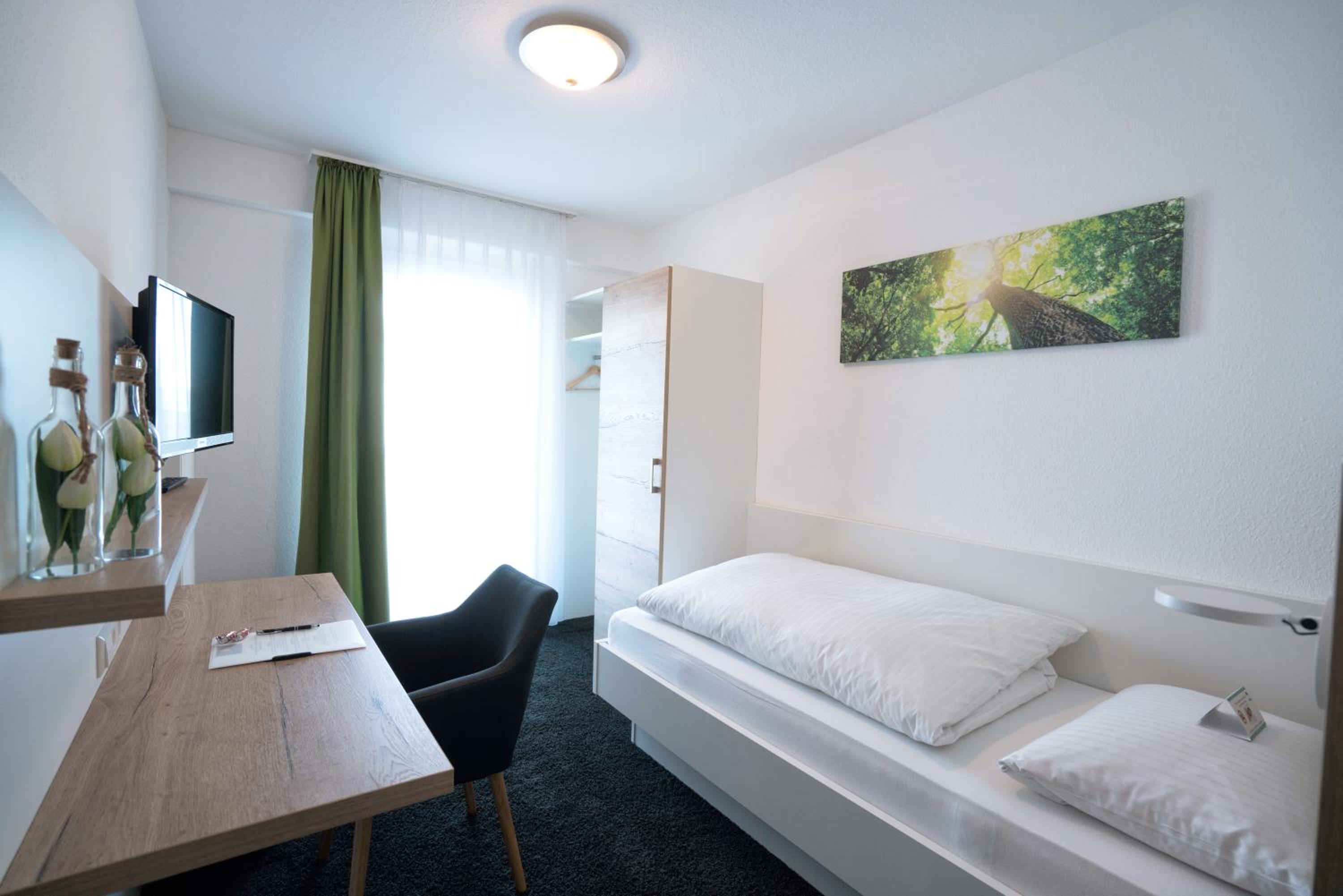 Standard Single Room