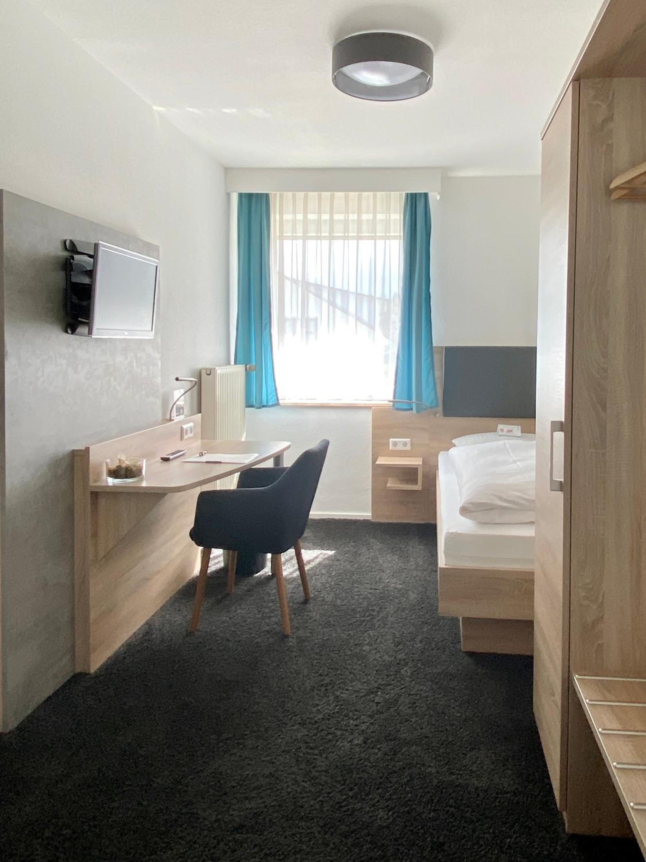 Standard Single Room