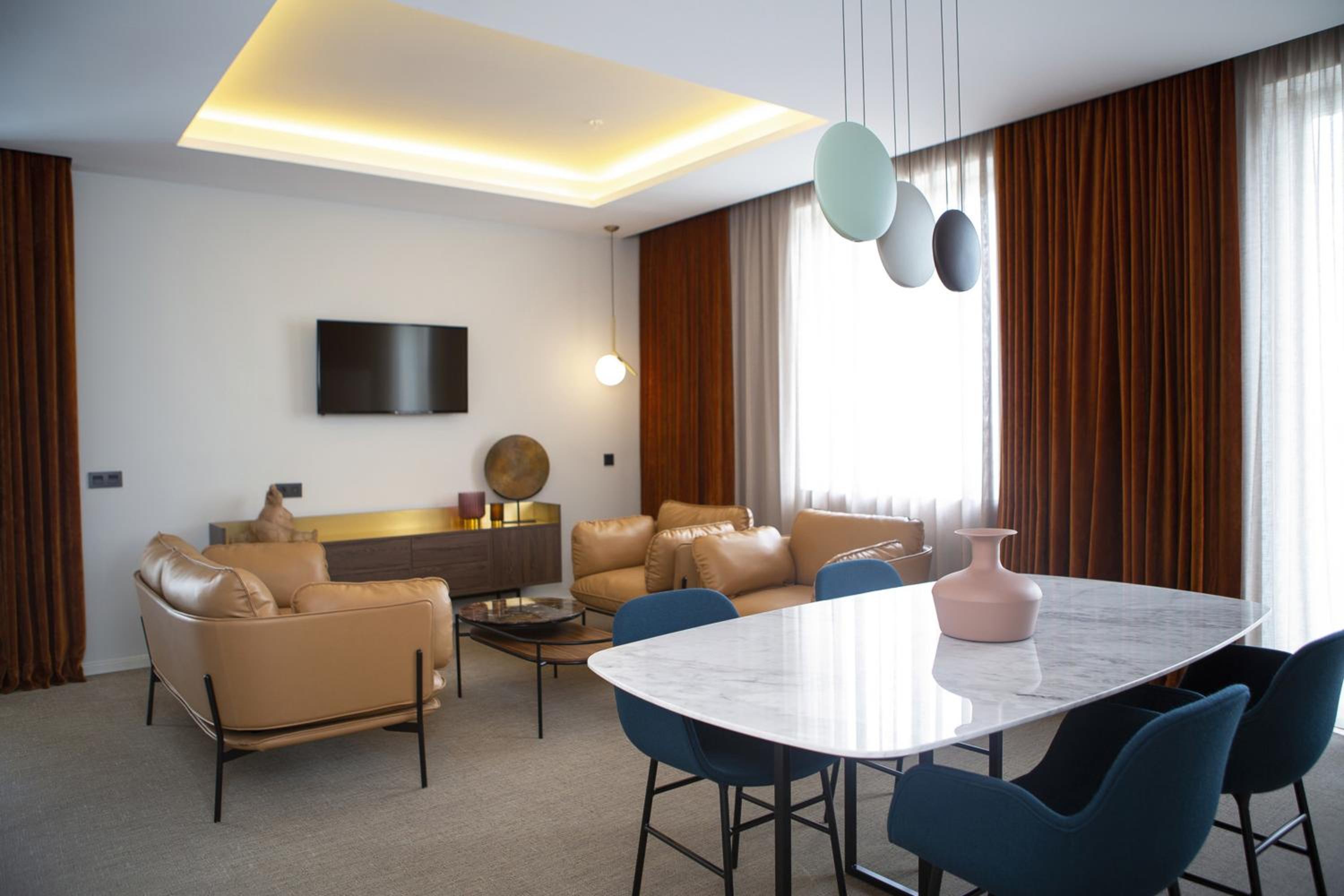 Presidential Suite Package