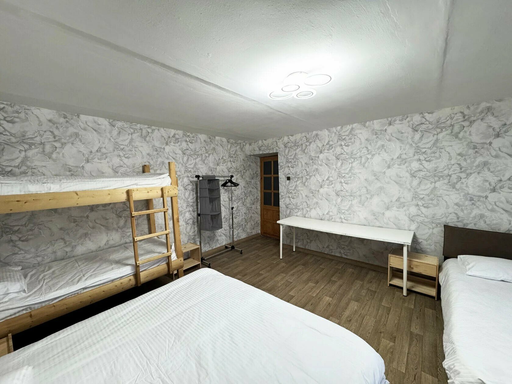 Комната №3 в доме с пятью спальнями