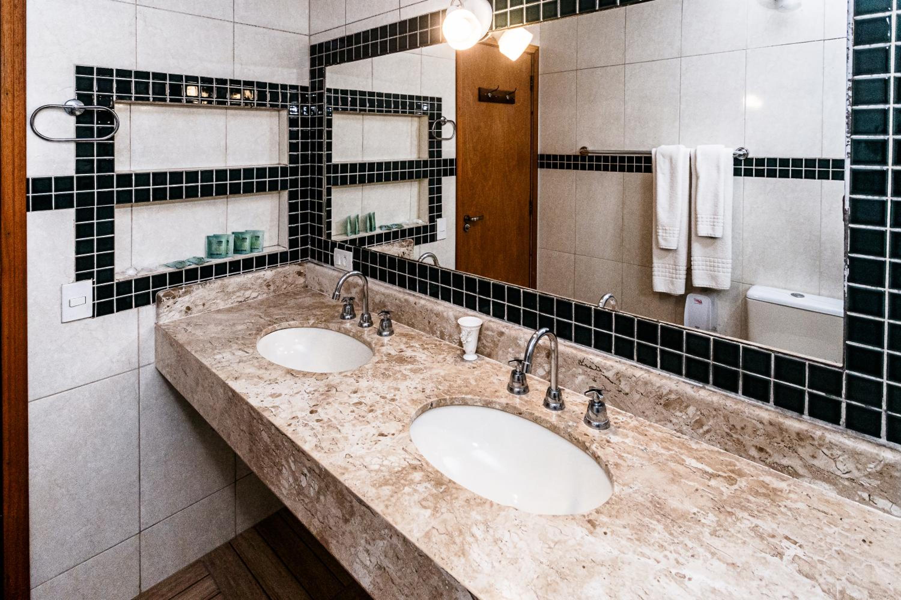 Family Room with Mountain View