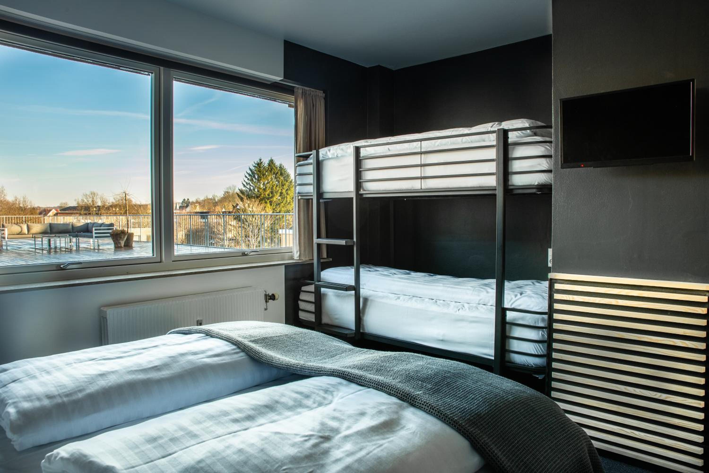 Standard Family Room