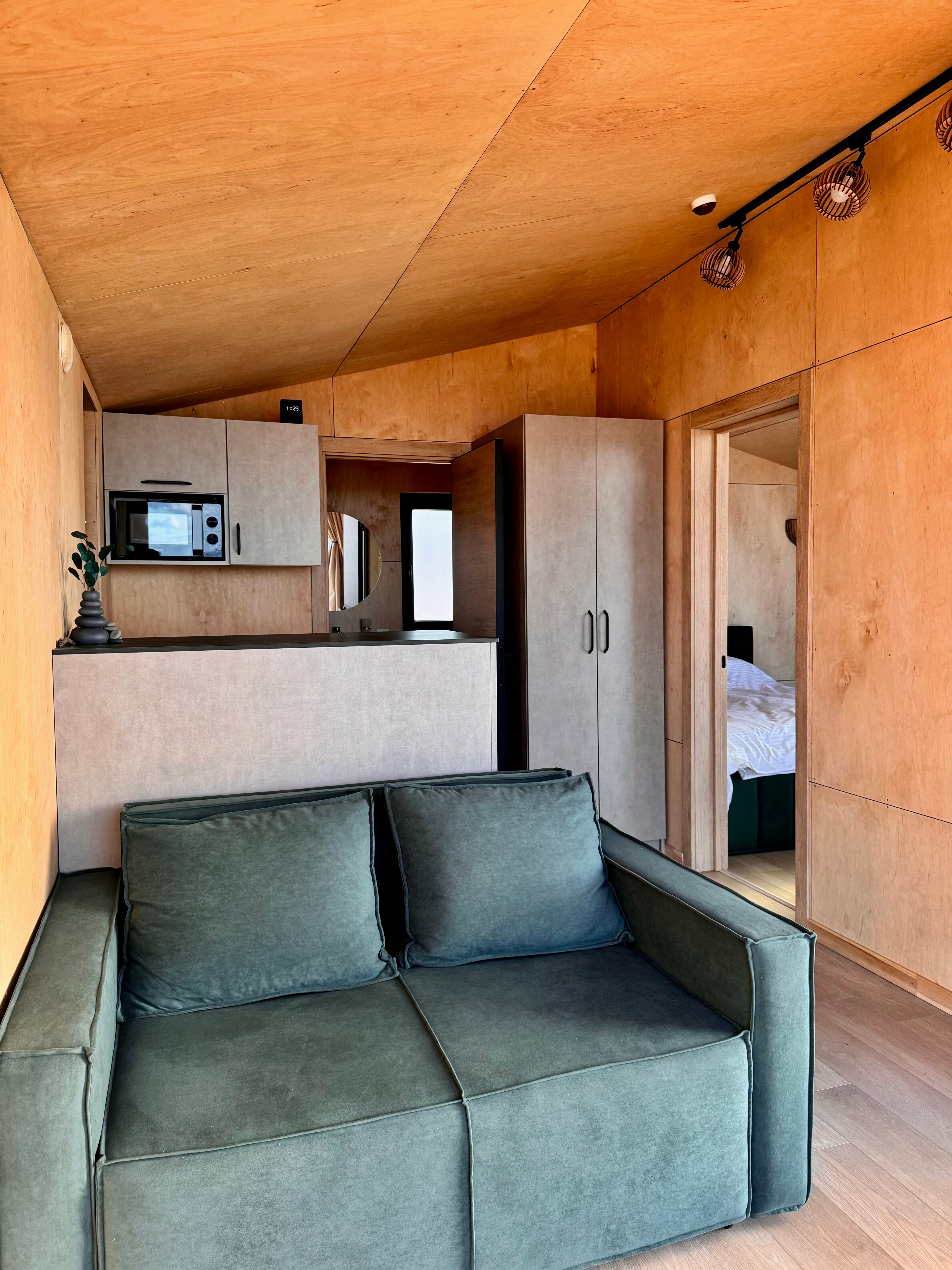 Лодж с ванной и панорамным видом на море