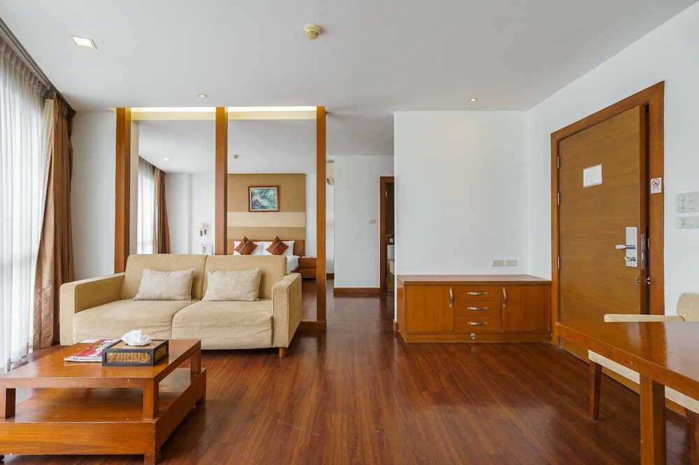Executive Suite
